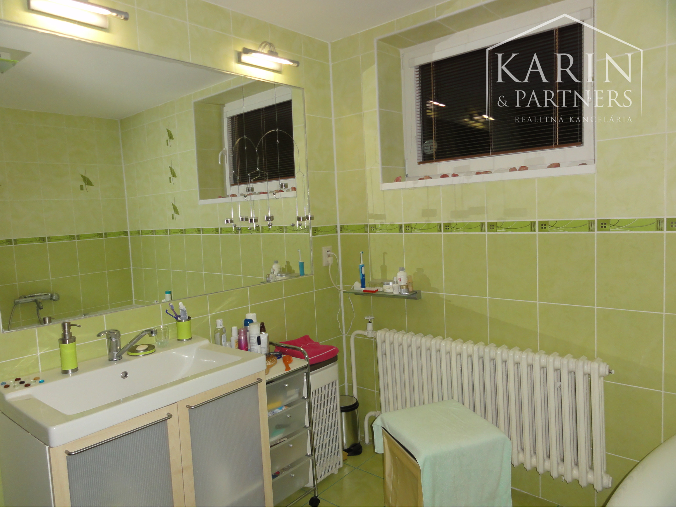 RD pekný 7-izbový v okolí Podhajskej – RD, alebo ako PENZIÓN