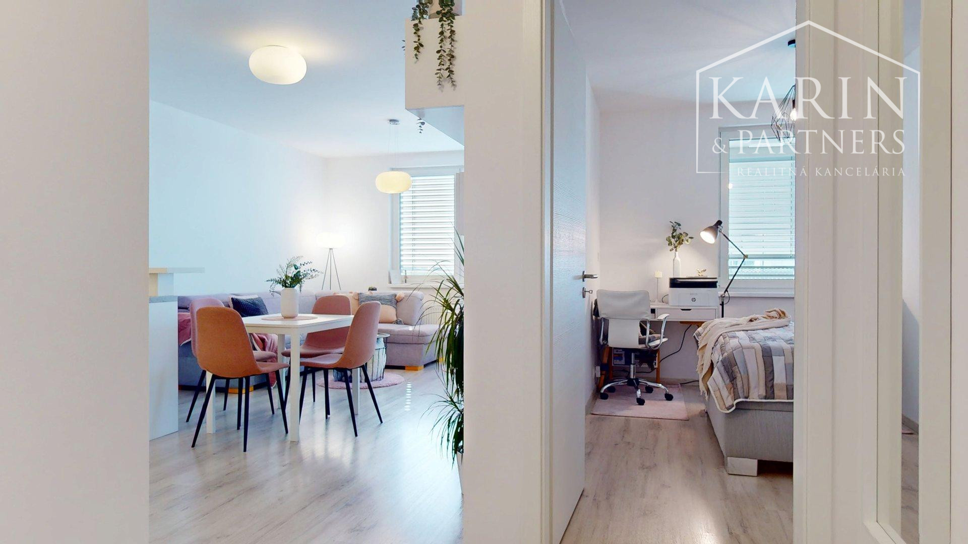 REZERVOVANÉ- Zariadený 2i. byt | loggia | šatník | parking | Malé Krasňany