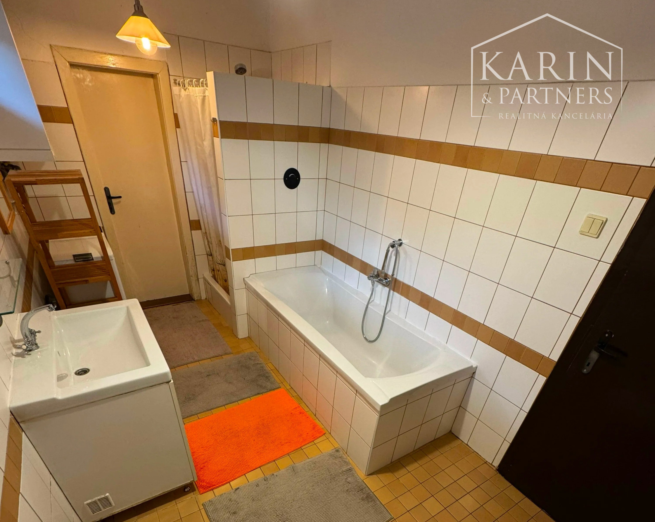 Rodinný dom po rekonštrukcii Dvory nad Žitavou