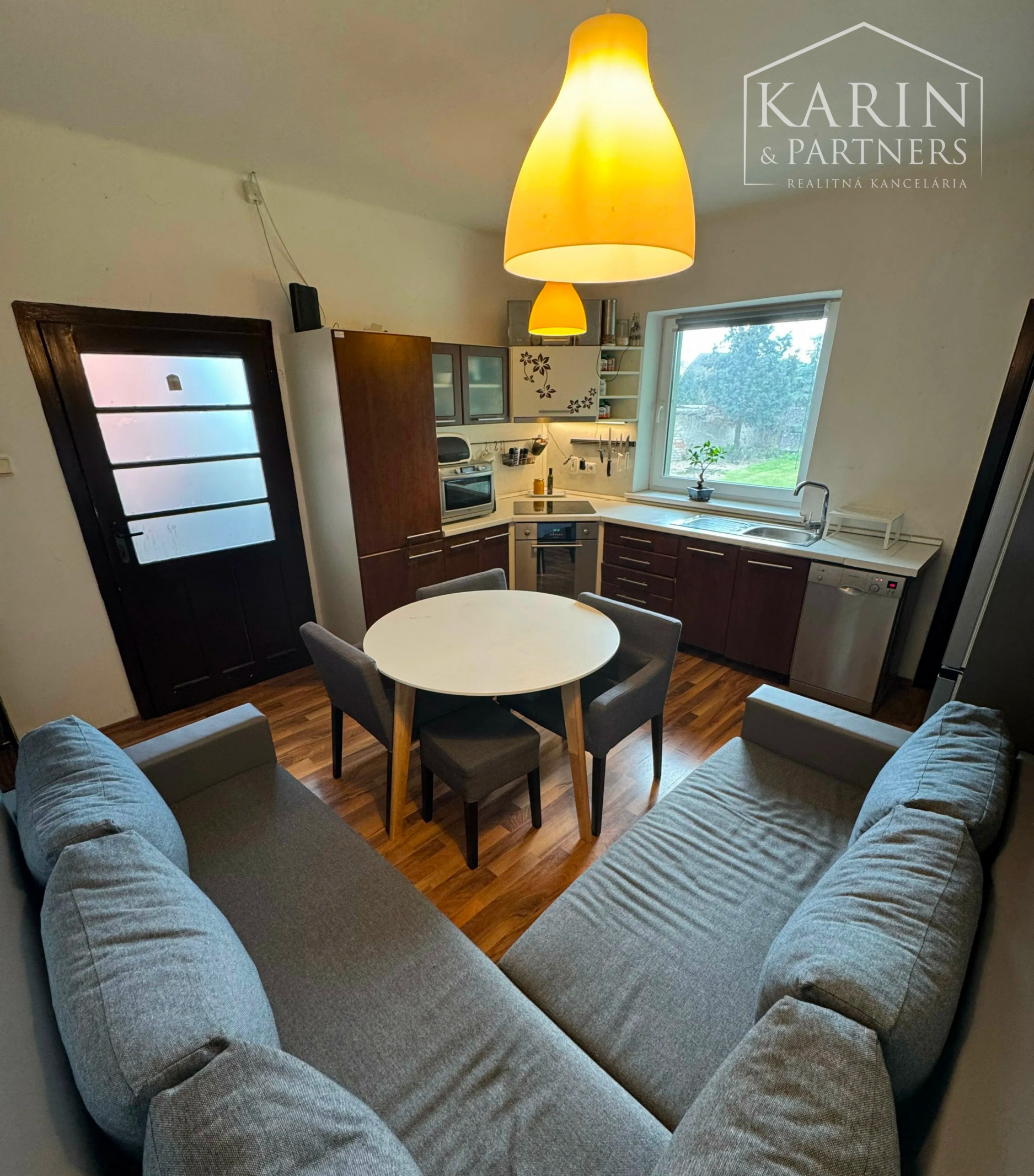 Rodinný dom po rekonštrukcii Dvory nad Žitavou