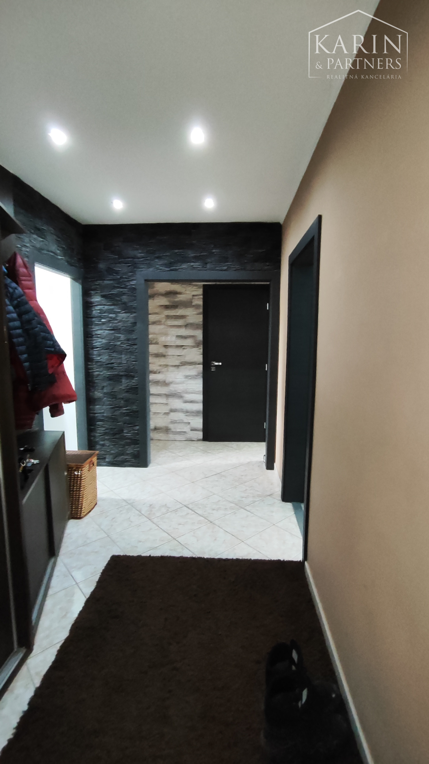 3 izbový byt po rekonštrukcii, Hurbanovo