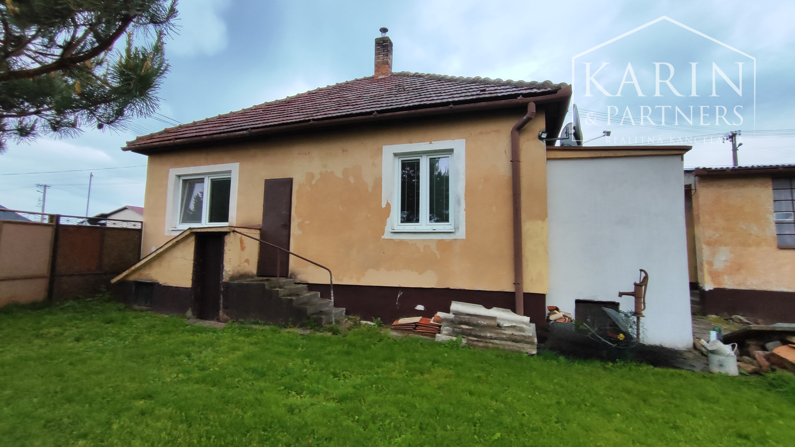 Rodinný dom v dobrej lokalite, Šurany