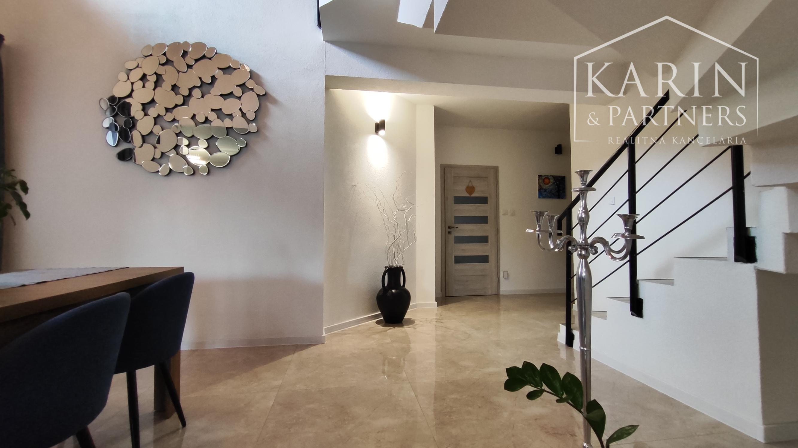 Luxusný štýlový rodinný dom v Nových Zámkoch