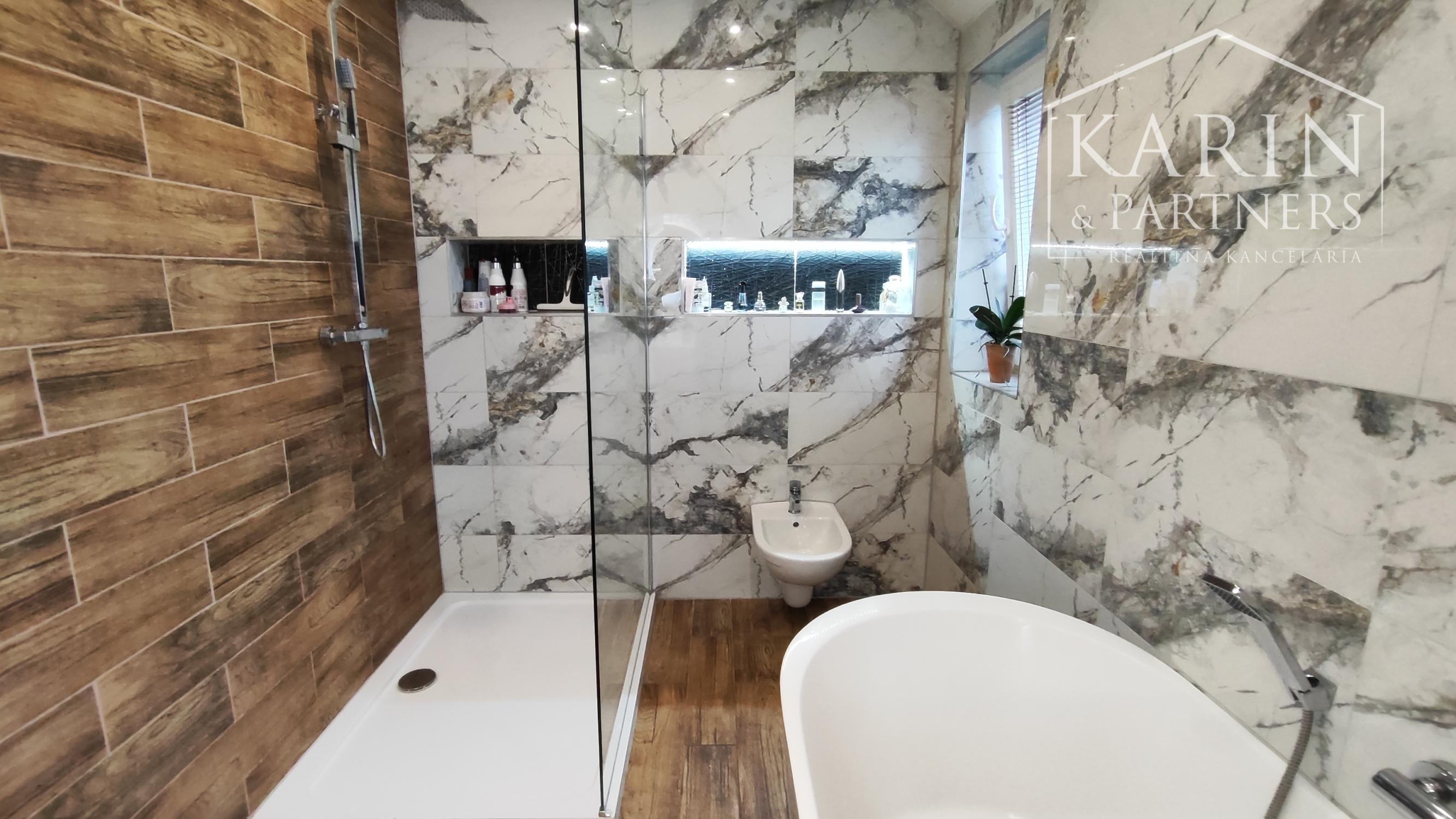 Luxusný štýlový rodinný dom v Nových Zámkoch