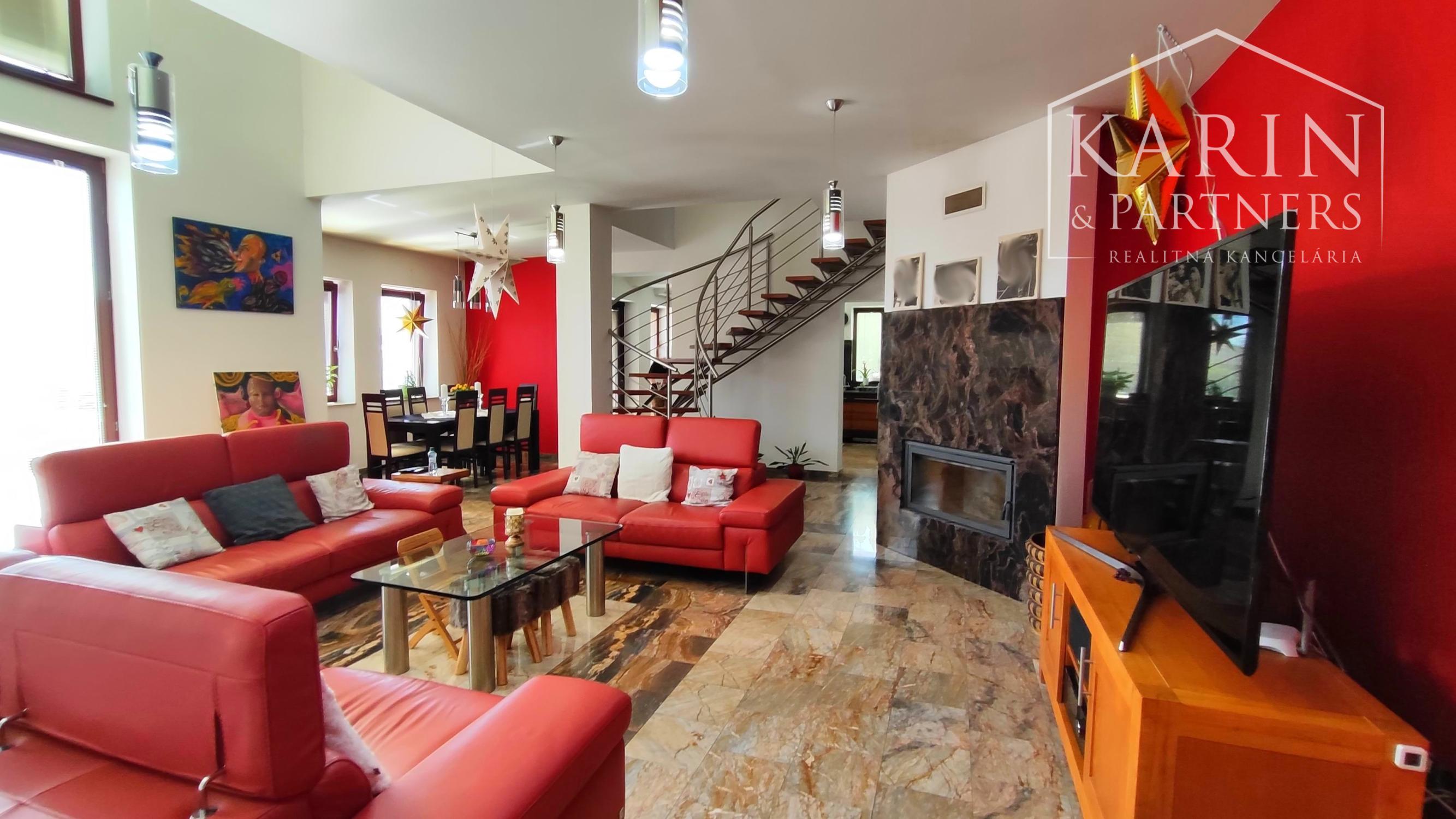 Luxusný štýlový rodinný dom v Andovciach