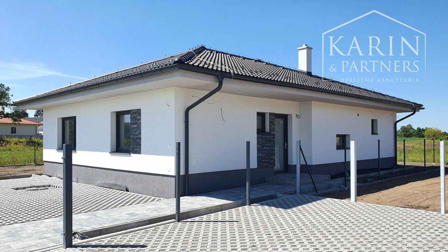 Predaj - Rodinný dom 4 izbový ,, Typ Bungalov " v obci Láb - okr. Malacky