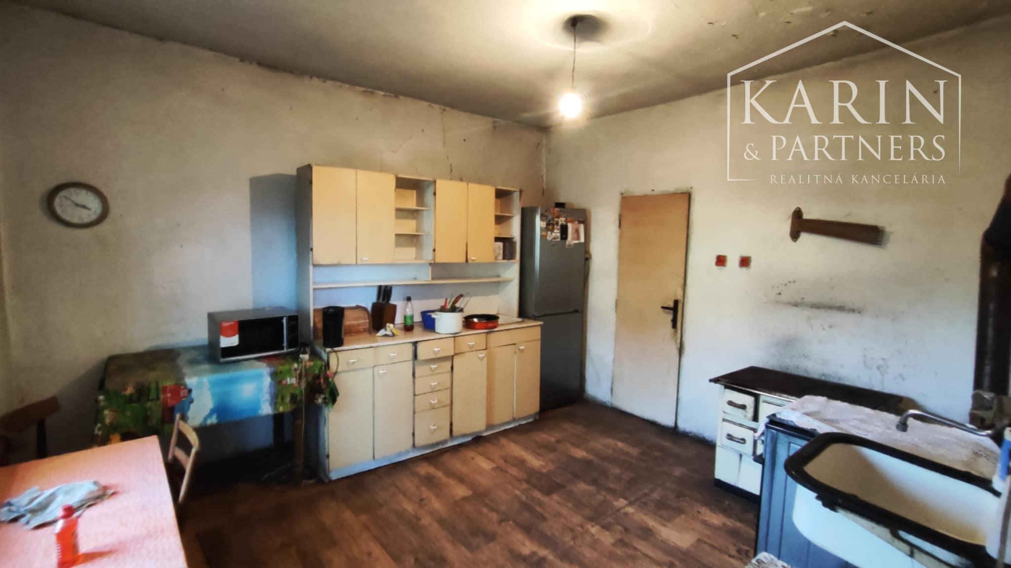 Reservé: Výhodná ponuka: EXKLUZÍVNE IBA U NÁS: Rodinný dom s pozemkom, Vinodol