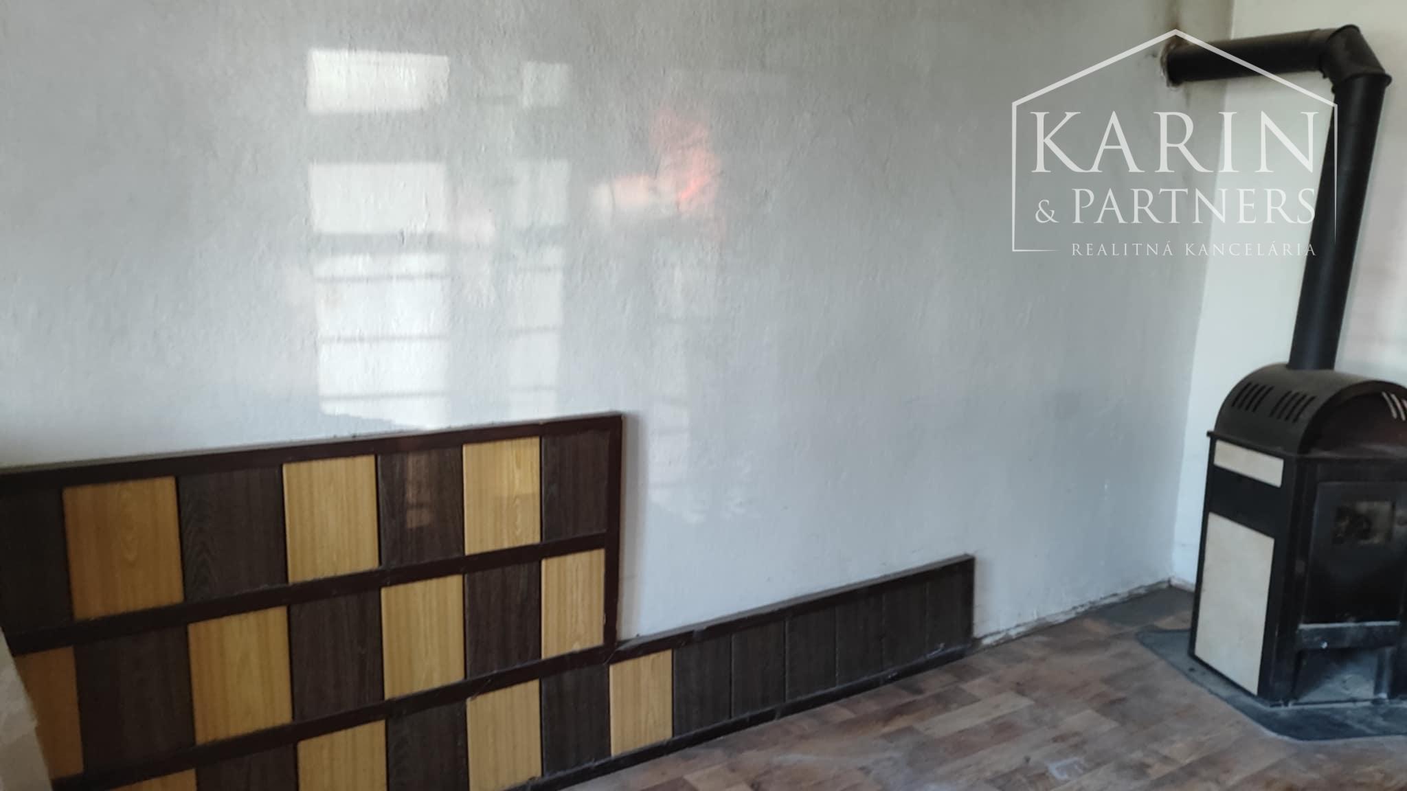 Reservé: Výhodná ponuka: EXKLUZÍVNE IBA U NÁS: Rodinný dom s pozemkom, Vinodol