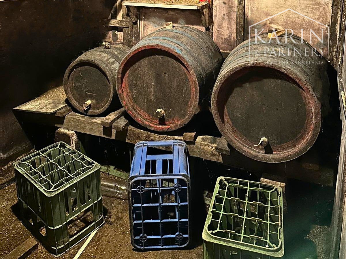 4-izbový dom so záhradou, vínnou pivnicou a ovocným sadom v obci Golianovo – ideálne miesto pre pokojný život blízko Nitry - PREDANÝ