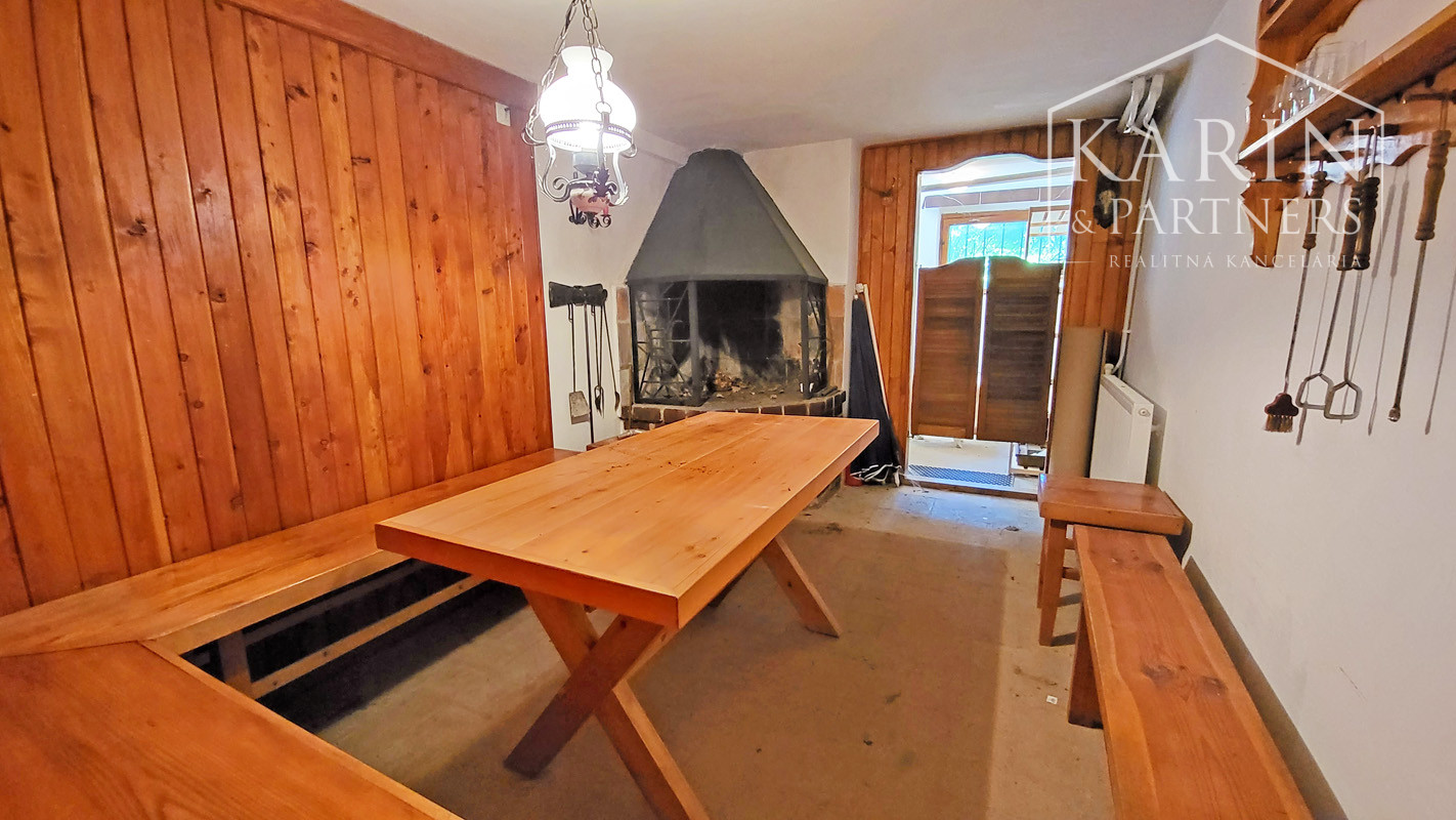 *** REZERVOVANÉ *** Chata v Harmónii pod lesom pozemok 4,7 á