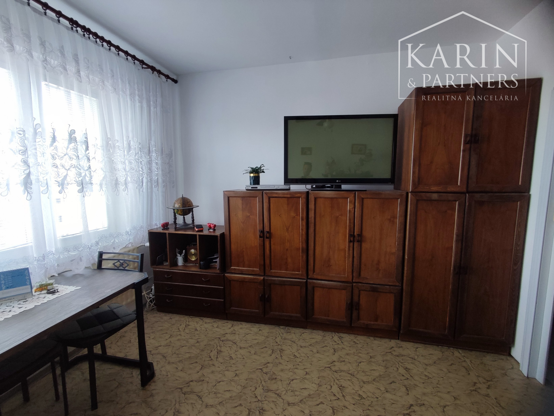 Extra ponuka: 3 izbový byt v dobrej lokalite - sídlisko JUH, Nové Zámky - Rezervované