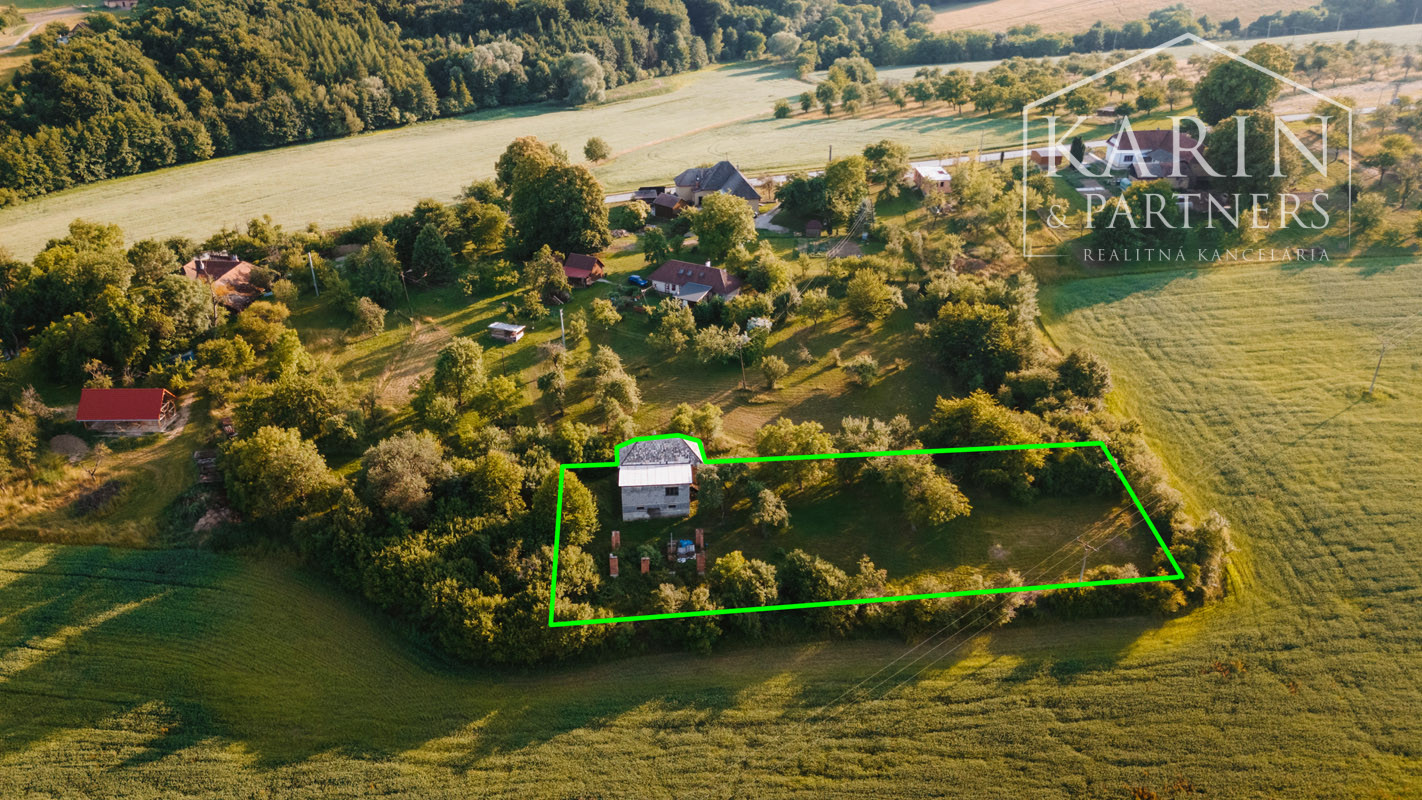 Pozemok na myjavských kopaniciach v obci Polianka 1 h od BA