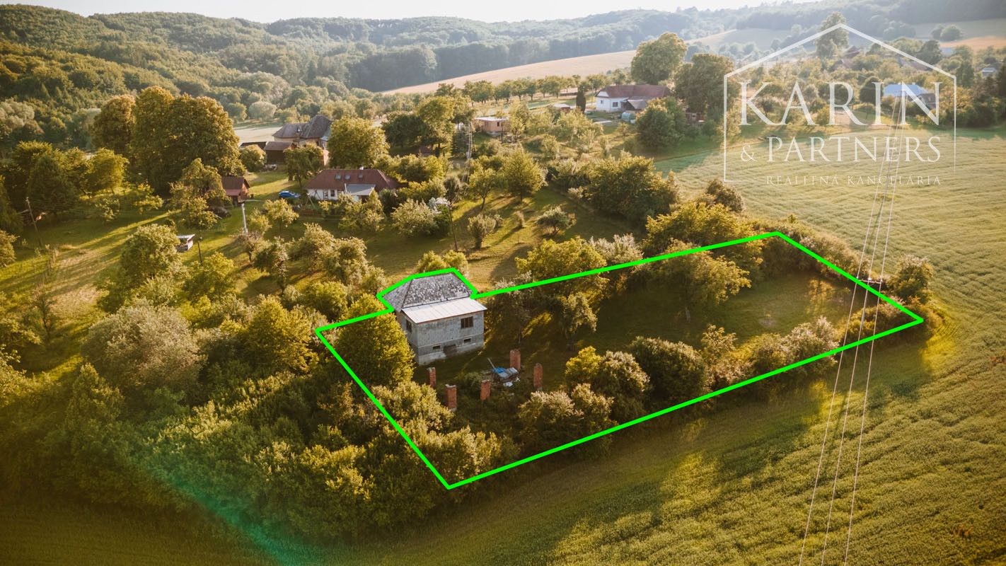 Pozemok na myjavských kopaniciach v obci Polianka 1 h od BA