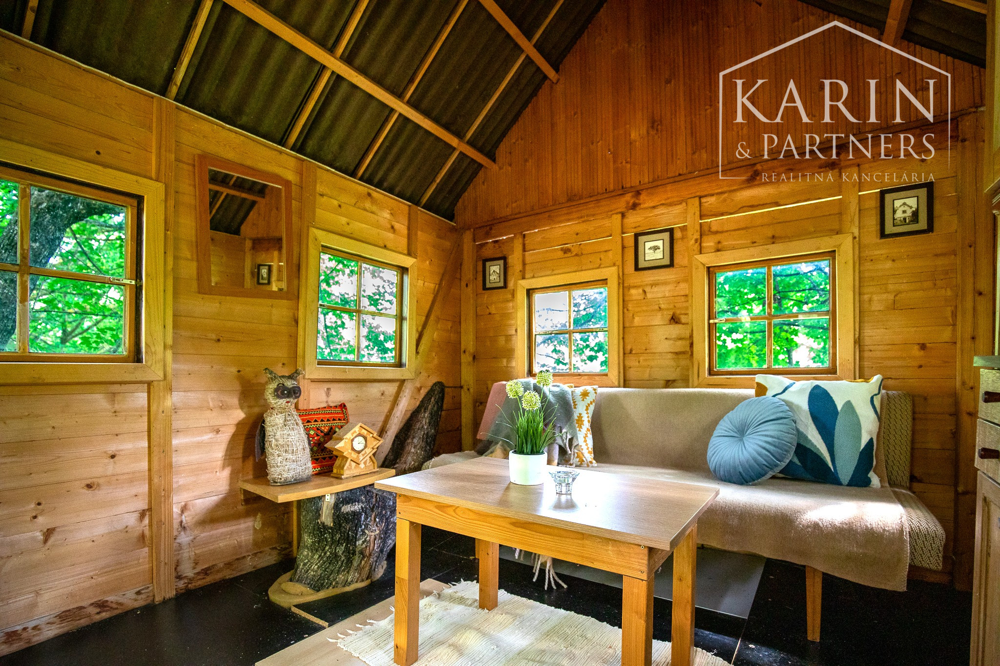 Pokojná chalupa s dušou v Štiavnických vrchoch – Jabloňovce.