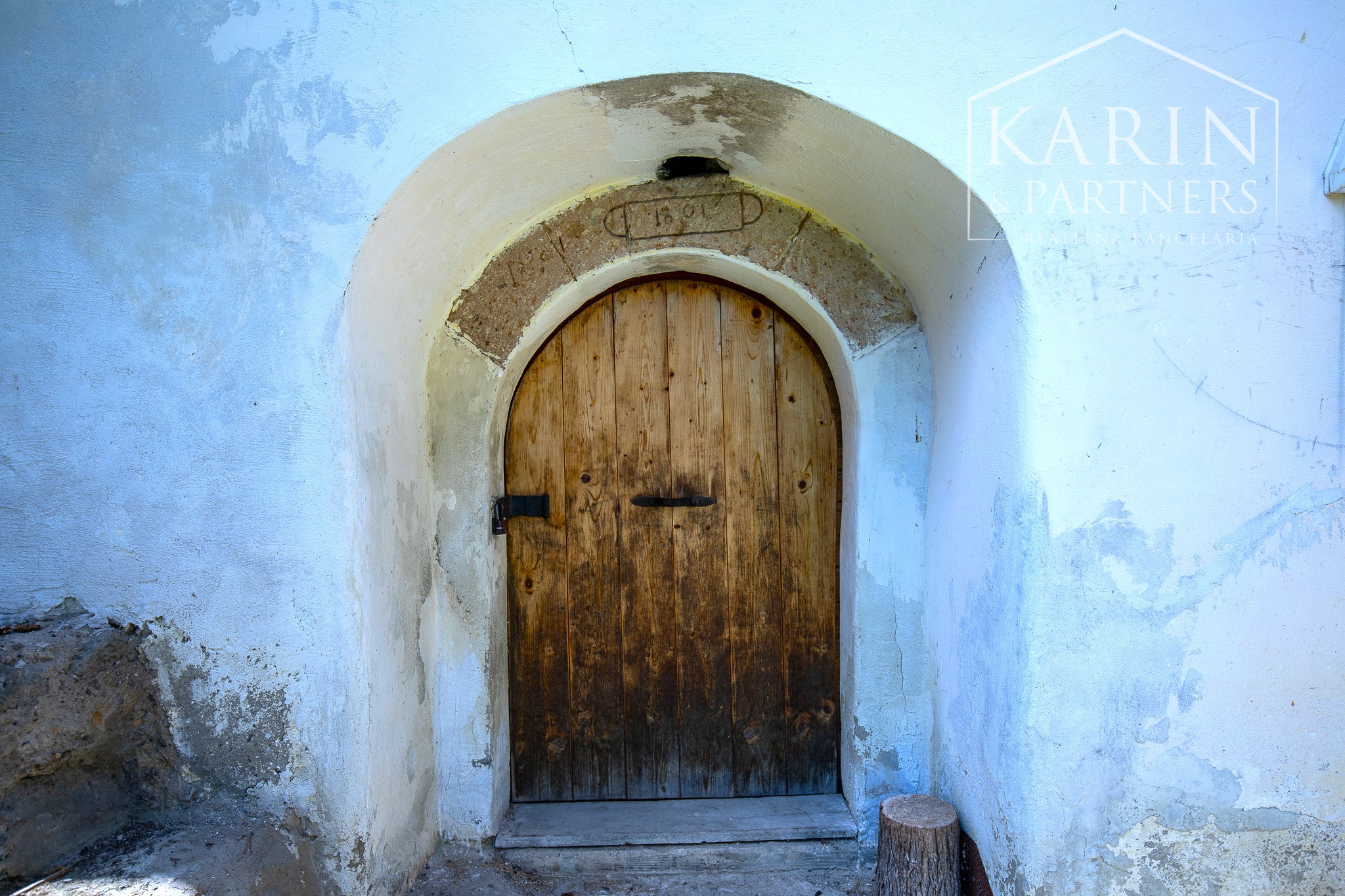 Pokojná chalupa s dušou v Štiavnických vrchoch – Jabloňovce.