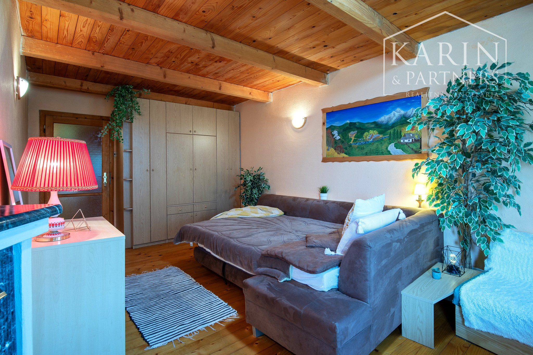 Pokojná chalupa s dušou v Štiavnických vrchoch – Jabloňovce.