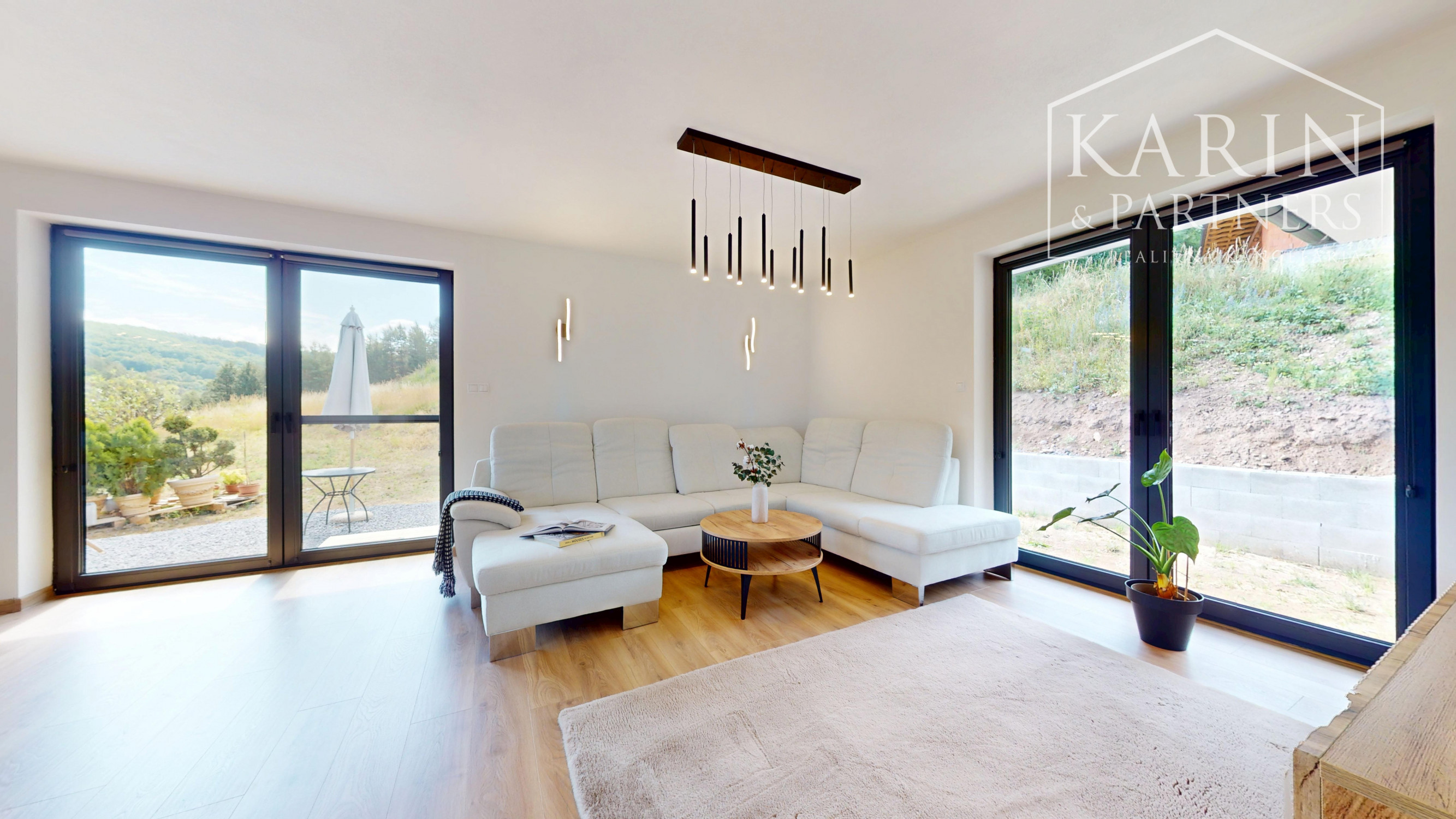 Luxusná novostavba s nadštandardným vyhotovením ihneď k nasťahovaniu v blízkosti Banskej Štiavnice