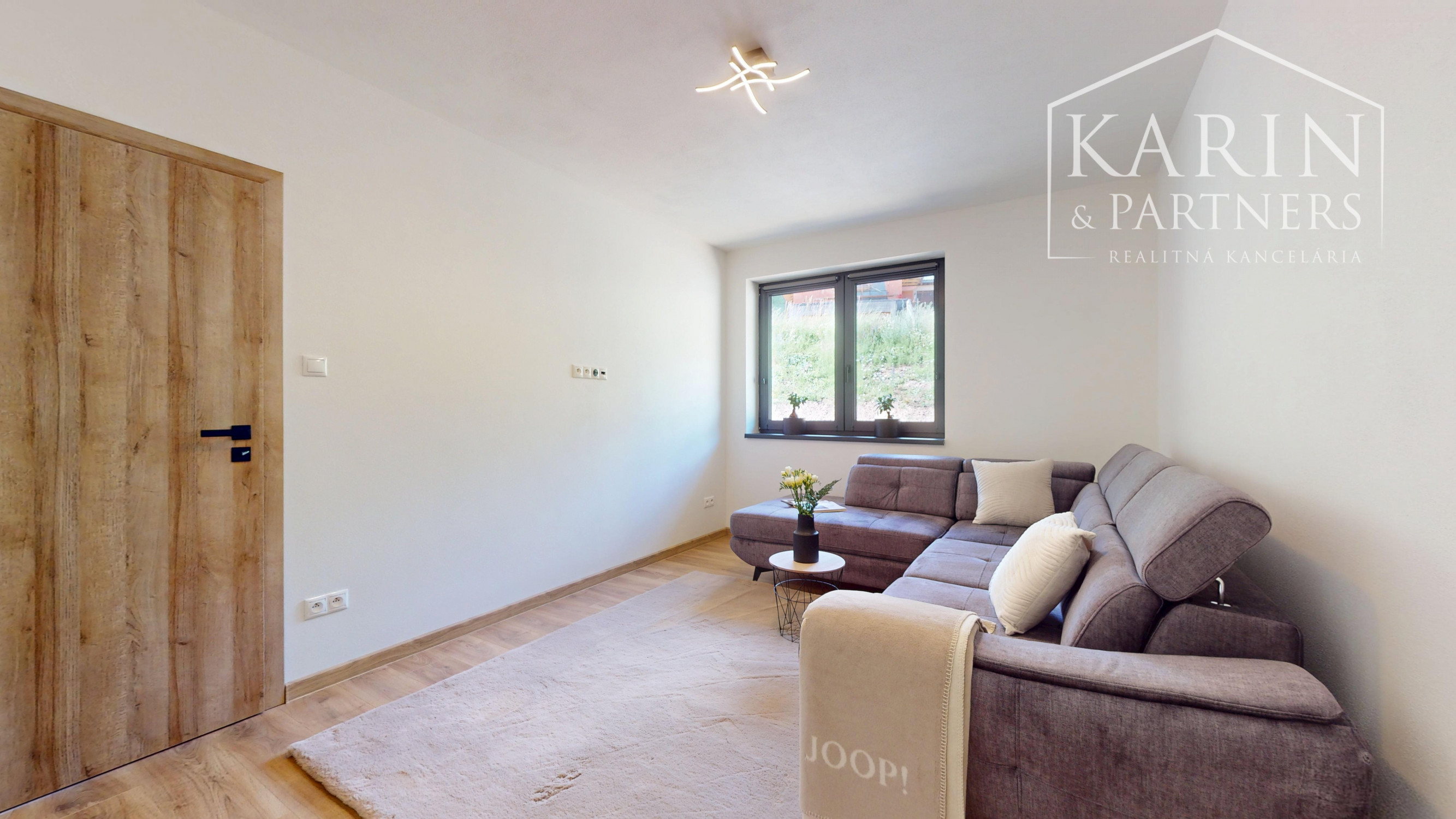 Luxusná novostavba s nadštandardným vyhotovením ihneď k nasťahovaniu v blízkosti Banskej Štiavnice