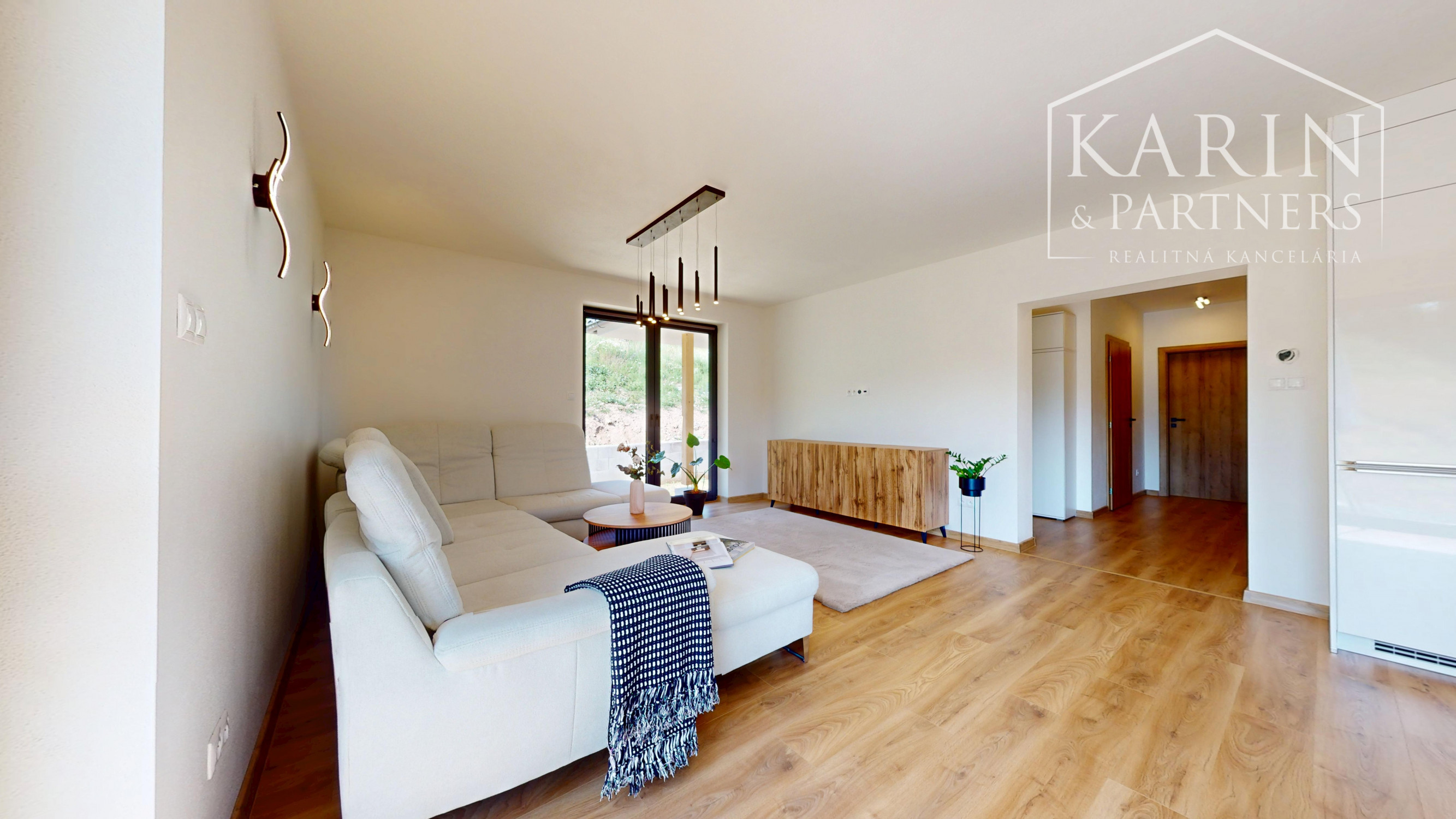 Luxusná novostavba s nadštandardným vyhotovením ihneď k nasťahovaniu v blízkosti Banskej Štiavnice