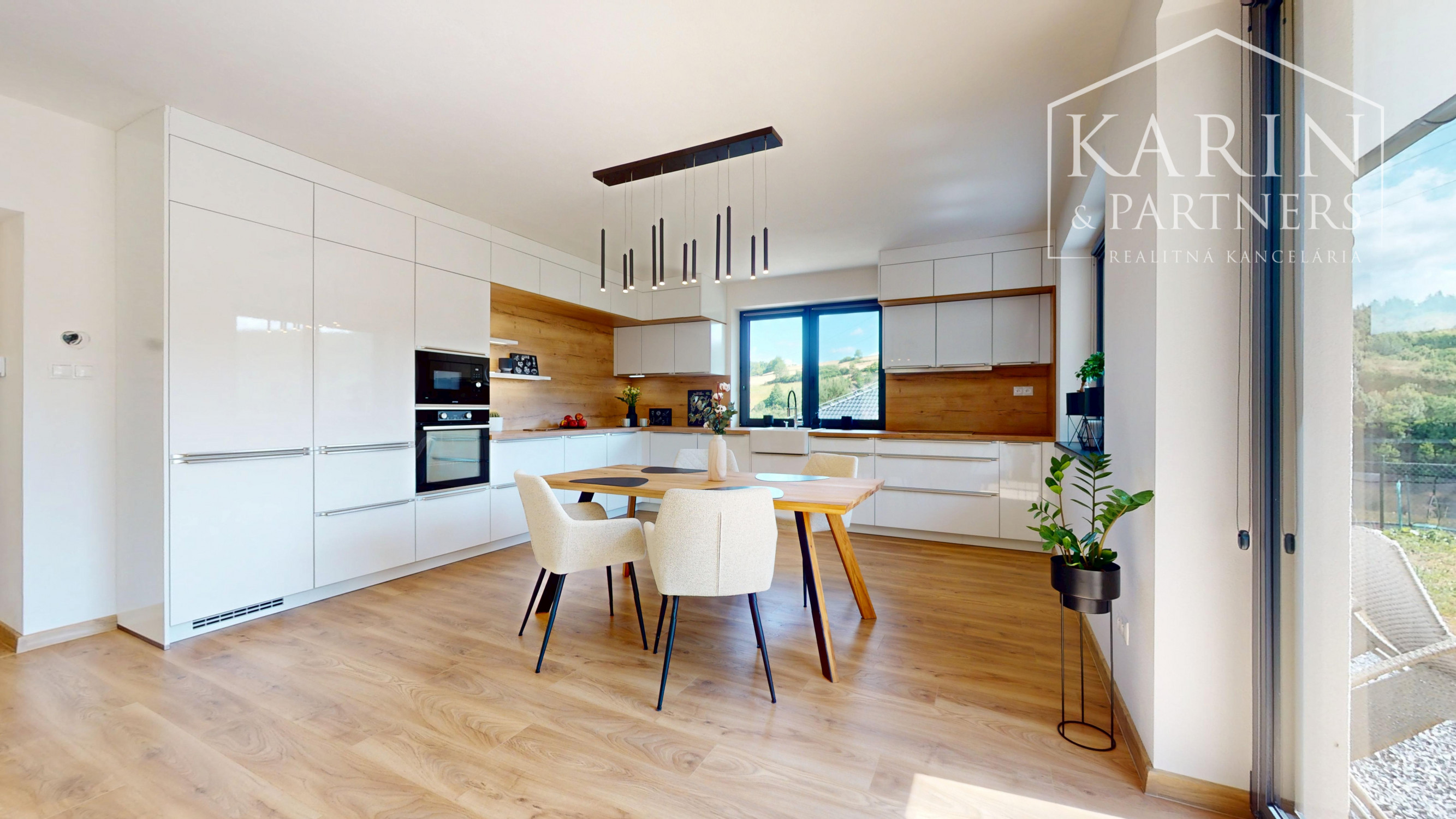 Luxusná novostavba s nadštandardným vyhotovením ihneď k nasťahovaniu v blízkosti Banskej Štiavnice