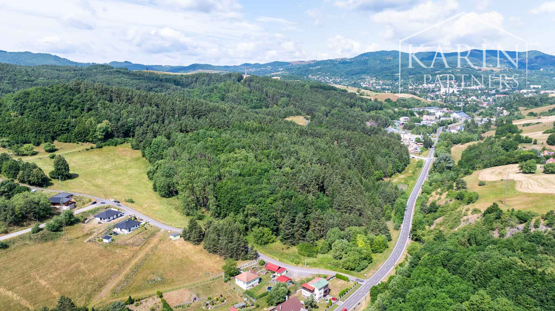 Luxusná novostavba s nadštandardným vyhotovením ihneď k nasťahovaniu v blízkosti Banskej Štiavnice