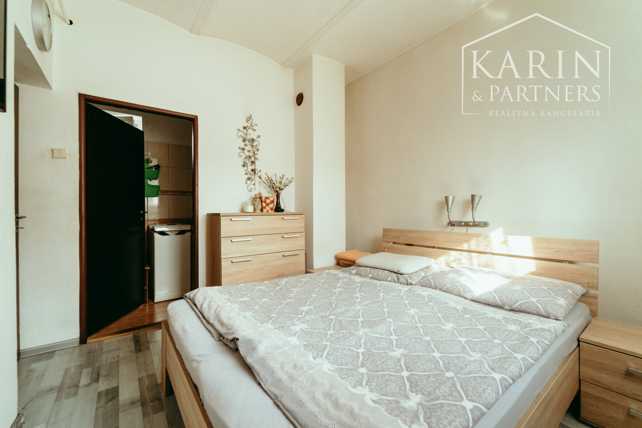 REZERVOVANÉ: 4i rodinný dom s podkrovnými izbami v obci Kúty