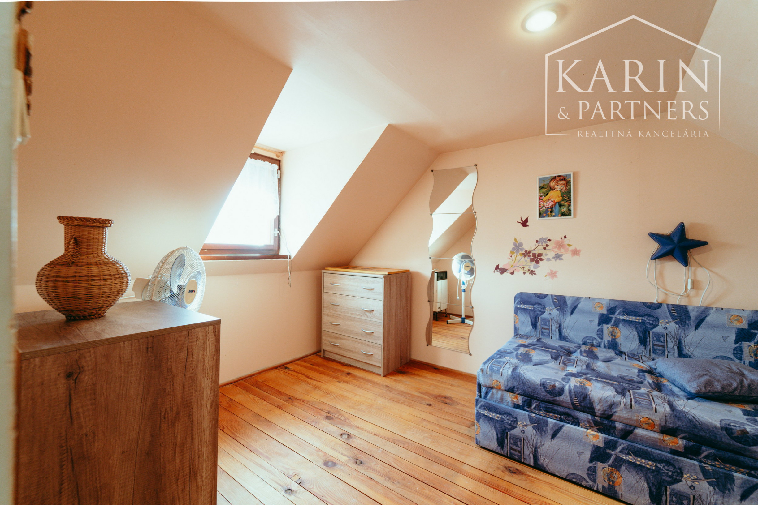 REZERVOVANÉ: 4i rodinný dom s podkrovnými izbami v obci Kúty