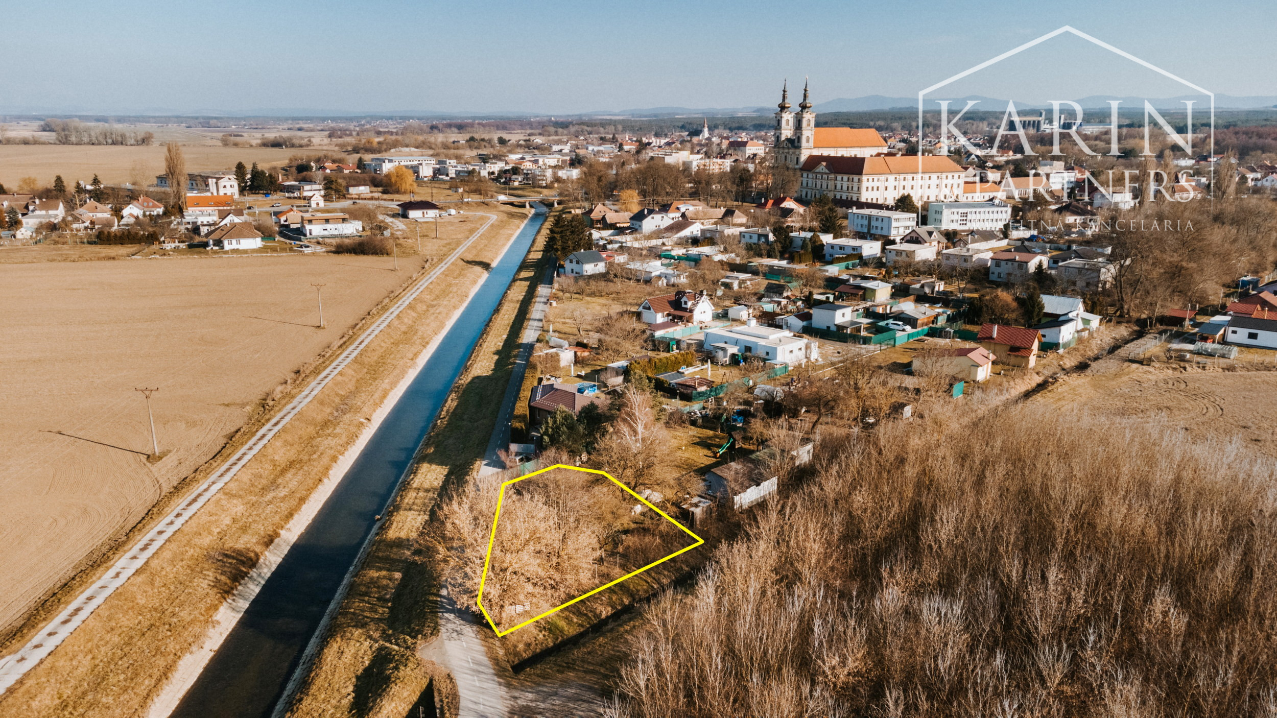 Stavebný pozemok v kľudnej časti mesta Šaštín-Stráže