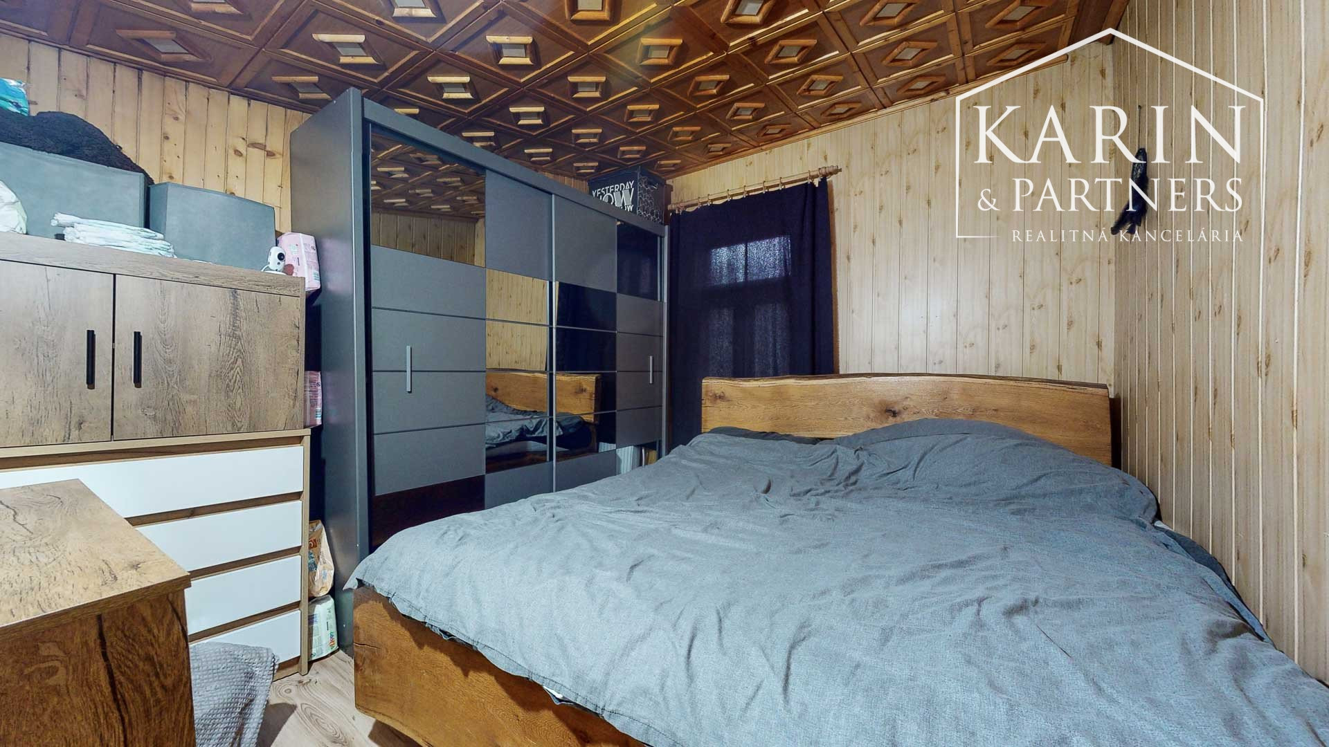 REZERVOVANÉ! V tichej lokalite dva domy na predaj - Krupina