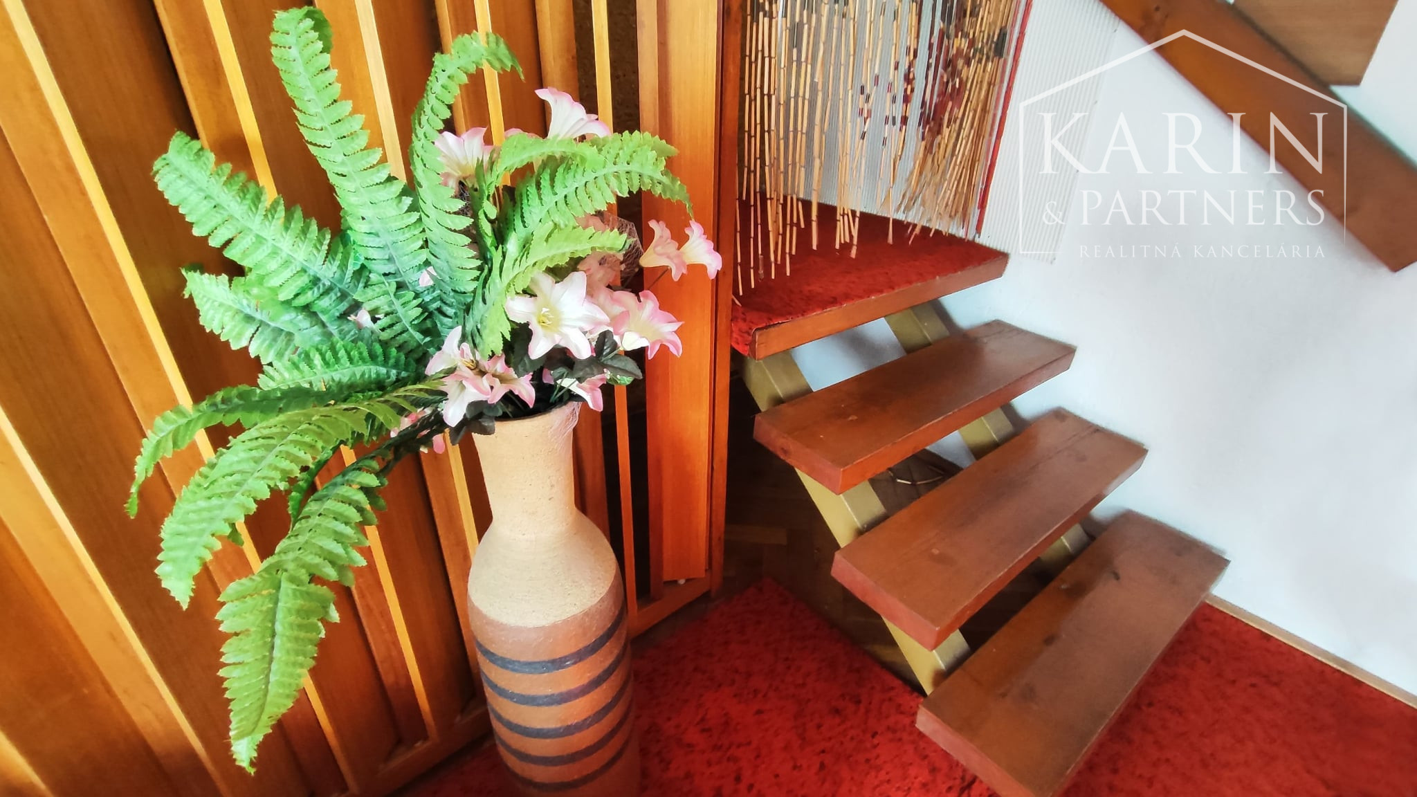 Na predaj priestranný rodinný dom s veľkým pozemkom a možnosťou ďalšej výstavby – ideálne miesto na bývanie aj investíciu