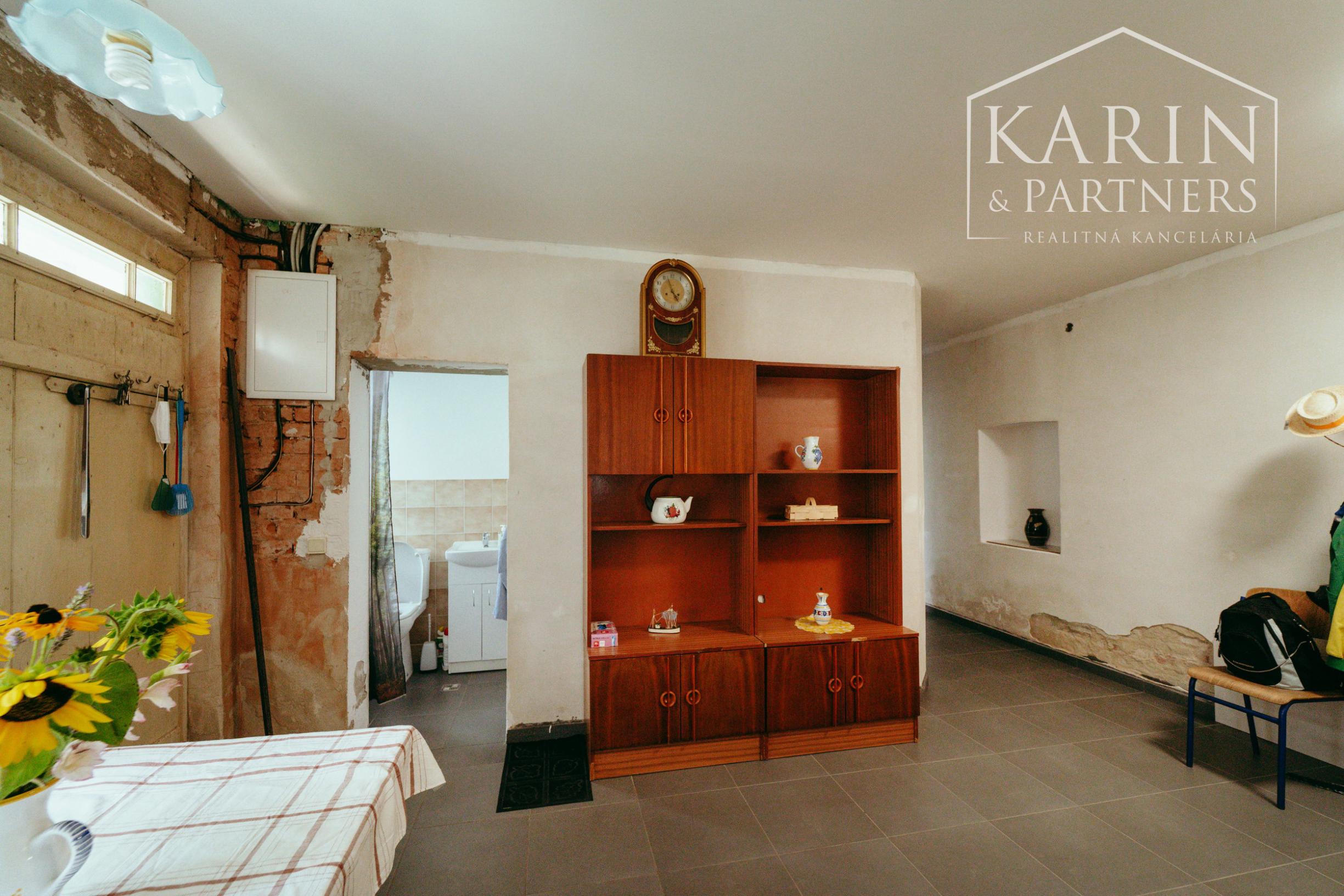 Vidiecky rodinný dom s krásnym pozemkom v Kuklove