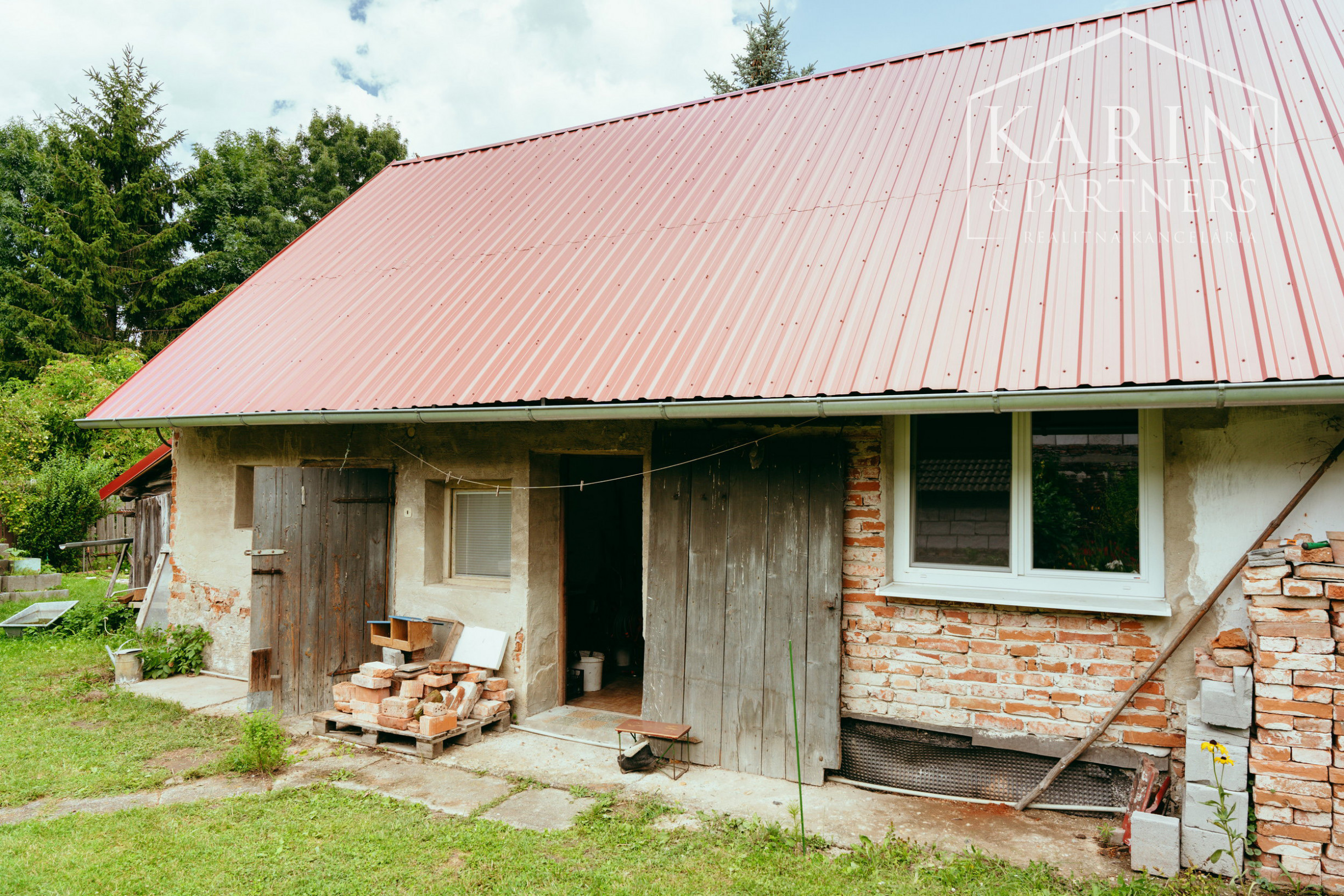 Vidiecky rodinný dom s krásnym pozemkom v Kuklove