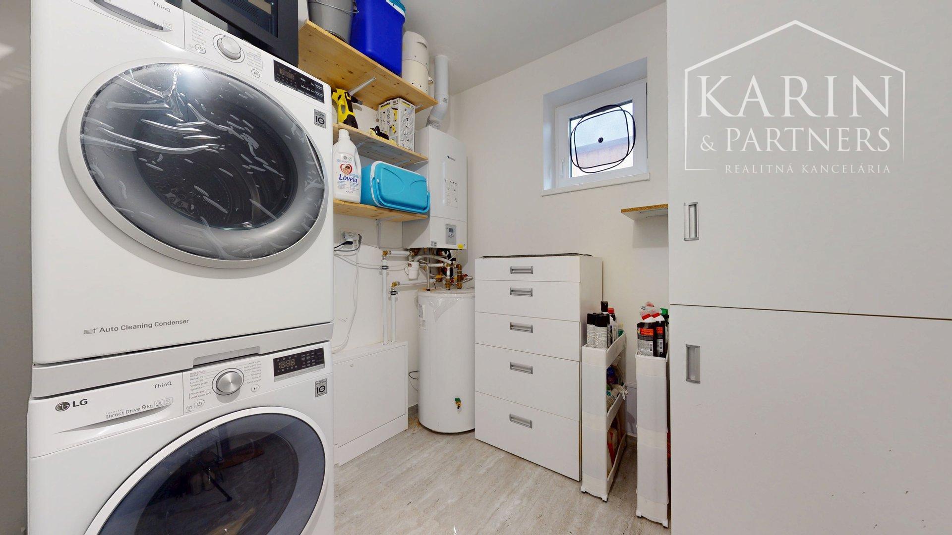 REZERVOVANÉ 4-izbový bungalov s bazénom | altánok | klimatizácia | krb