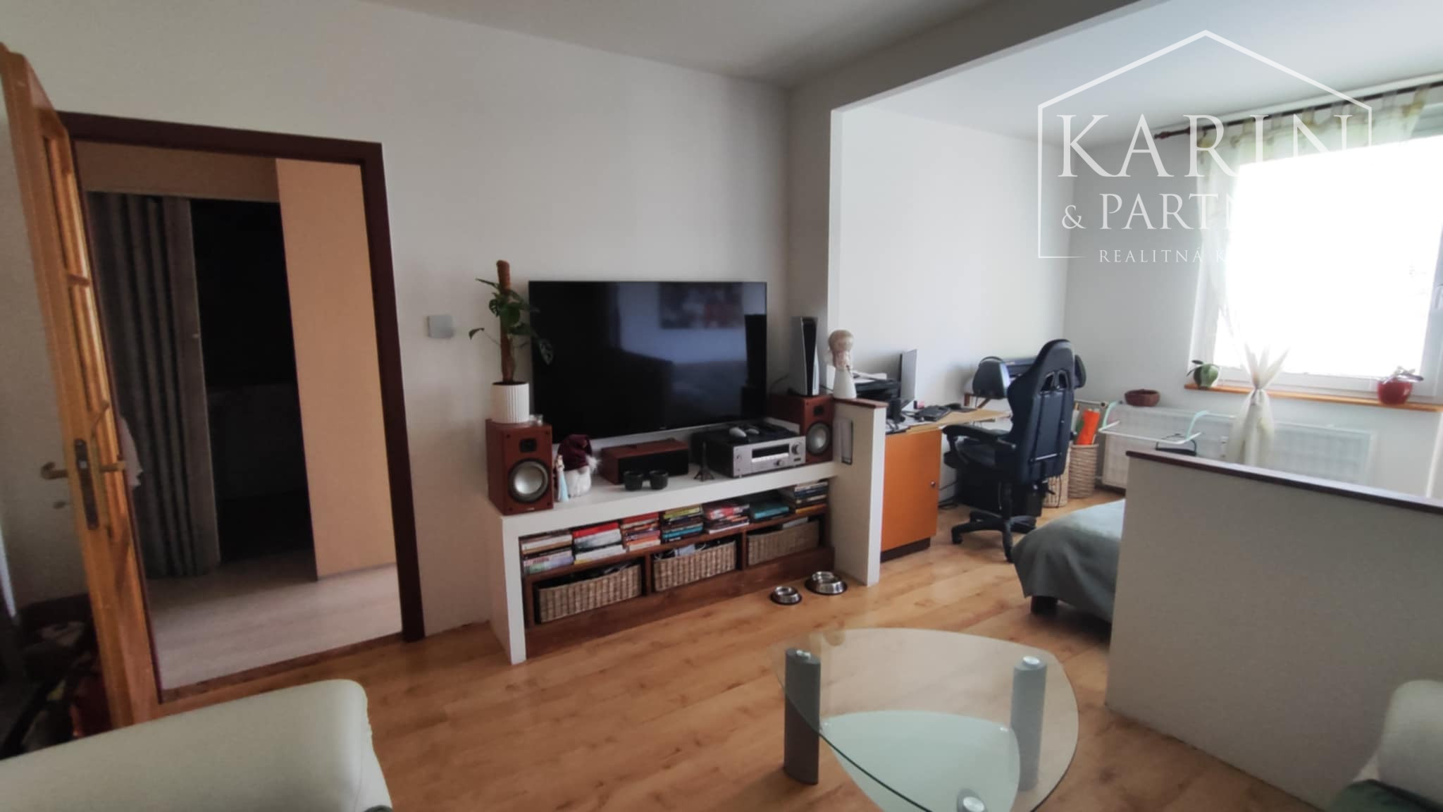 Na predaj štýlový 2-izbový byt s balkónom po rekonštrukcii – Nové Zámky: Rezervované