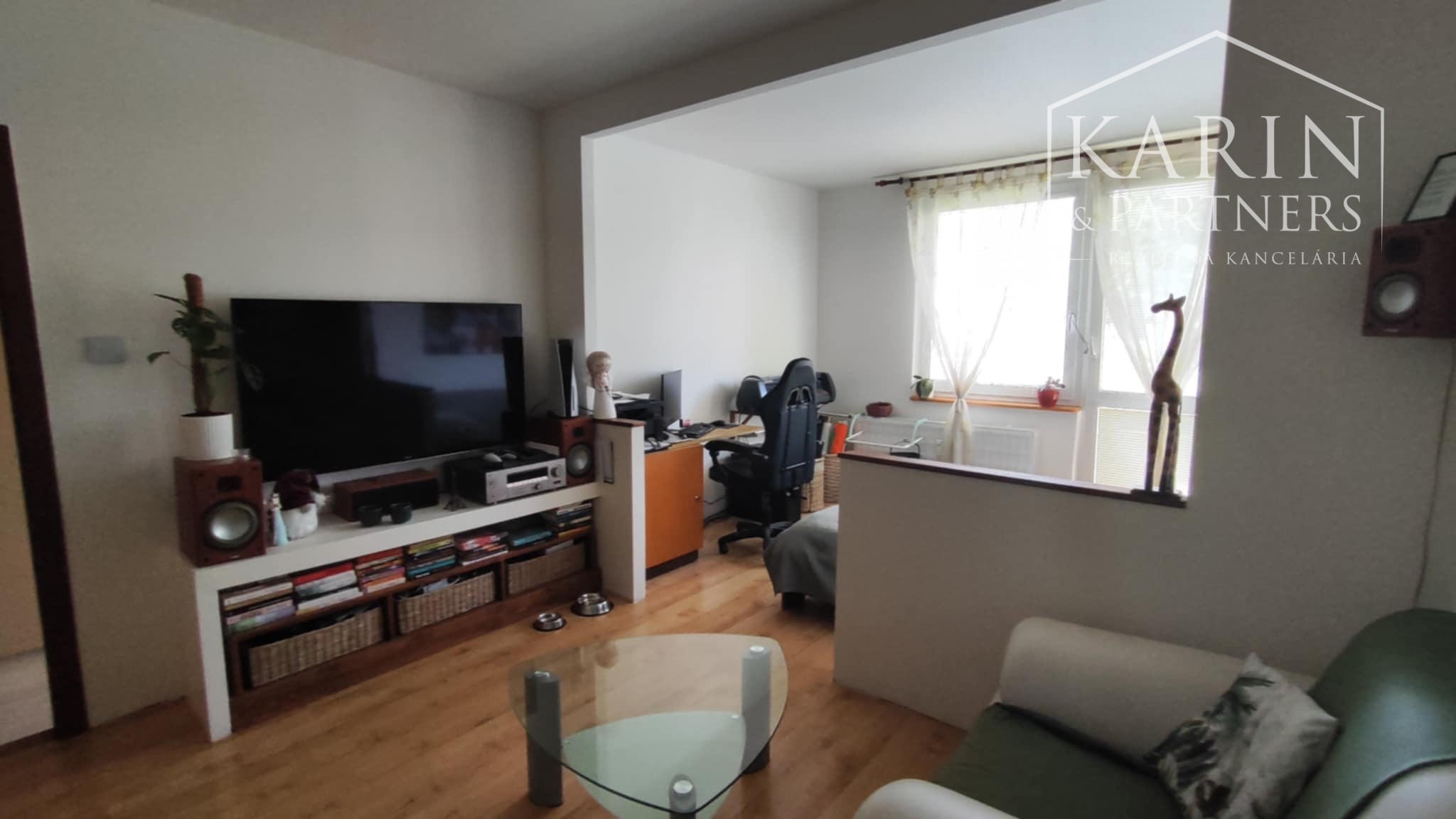 Na predaj štýlový 2-izbový byt s balkónom po rekonštrukcii – Nové Zámky: Rezervované