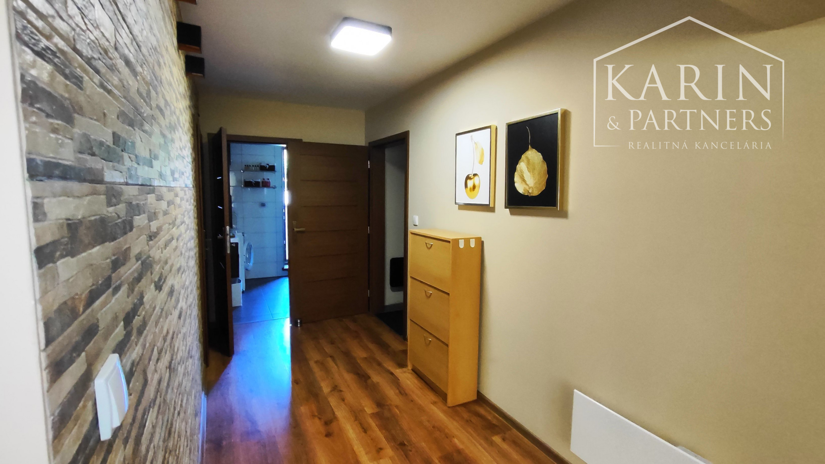 NA PRENÁJOM: 2izbový byt v rodinnom dome, s terasou a dvorom