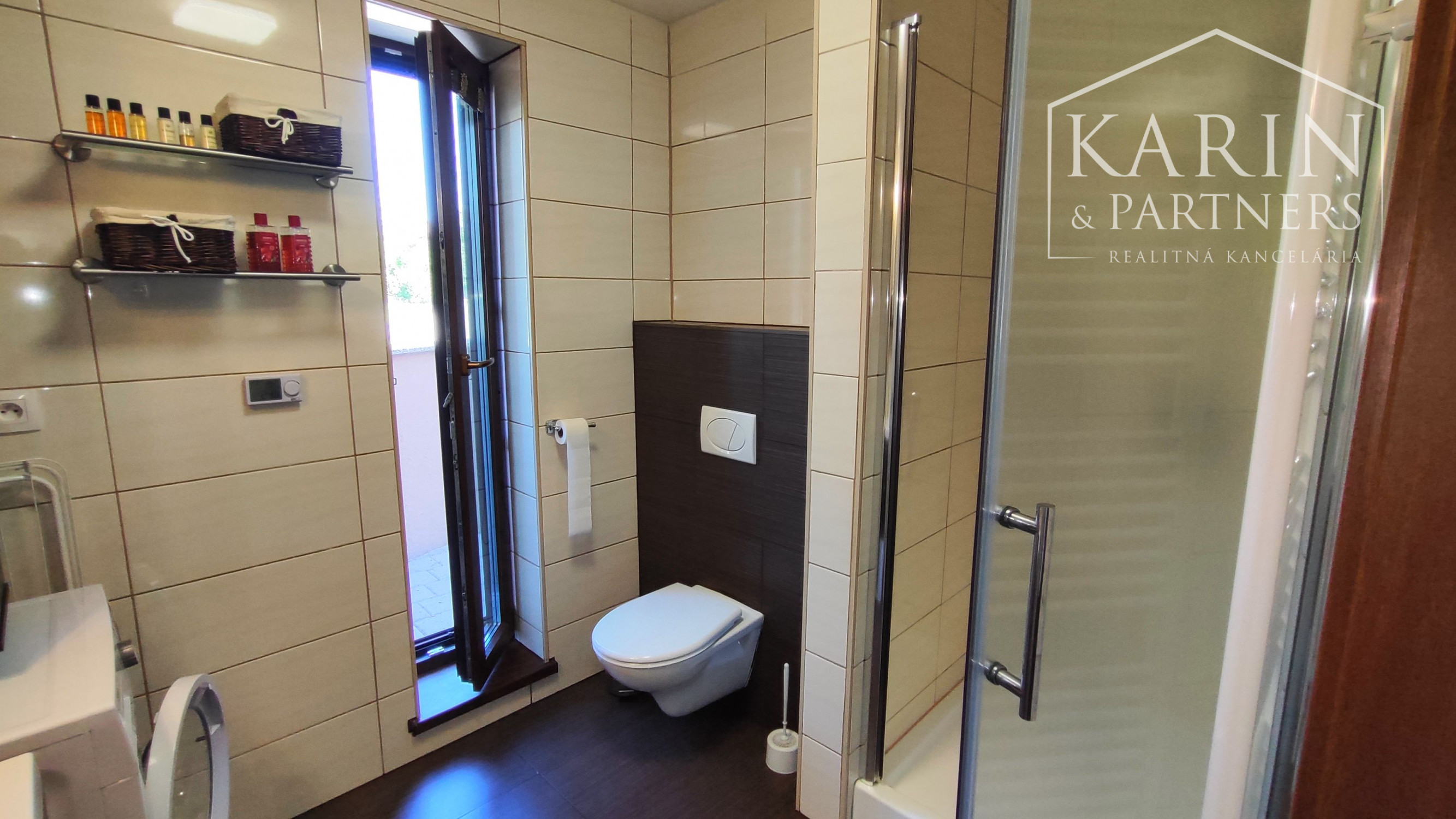 NA PRENÁJOM: 2izbový byt v rodinnom dome, s terasou a dvorom