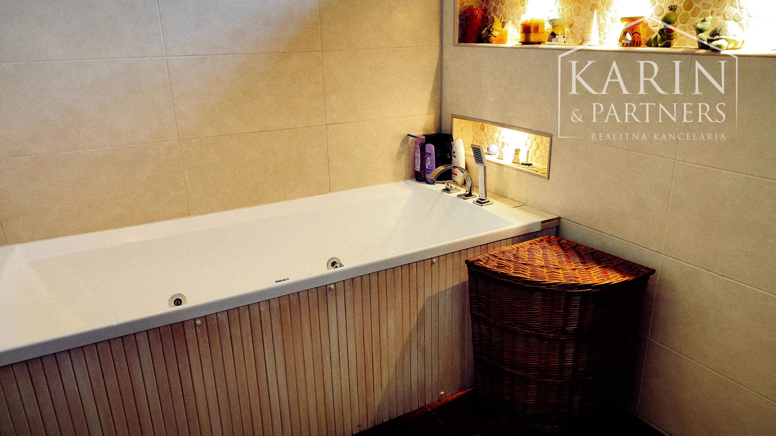 NA PRENÁJOM: 3izbový byt v rodinnom dome, s terasou a dvorom