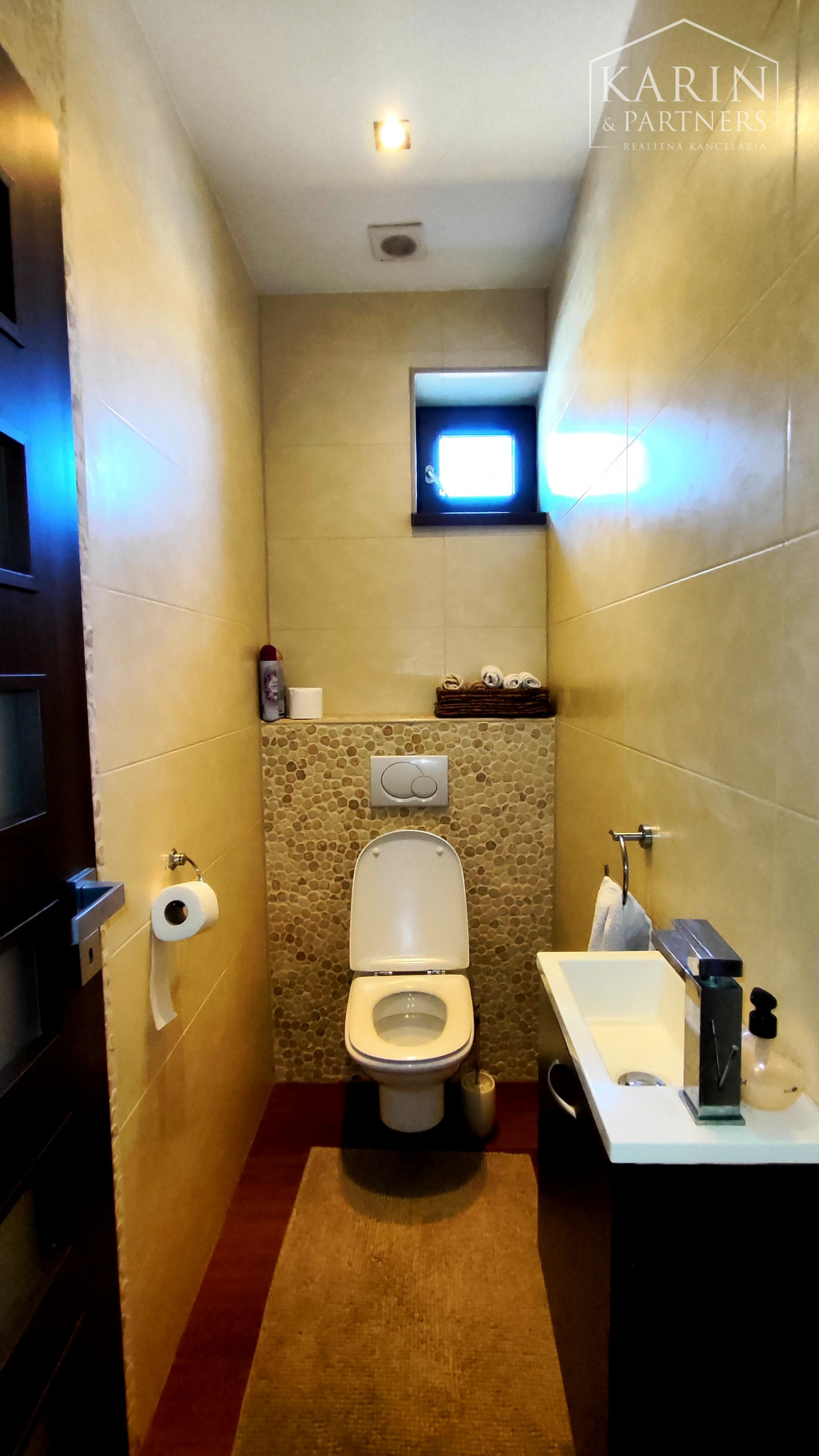 NA PRENÁJOM: 3izbový byt v rodinnom dome, s terasou a dvorom