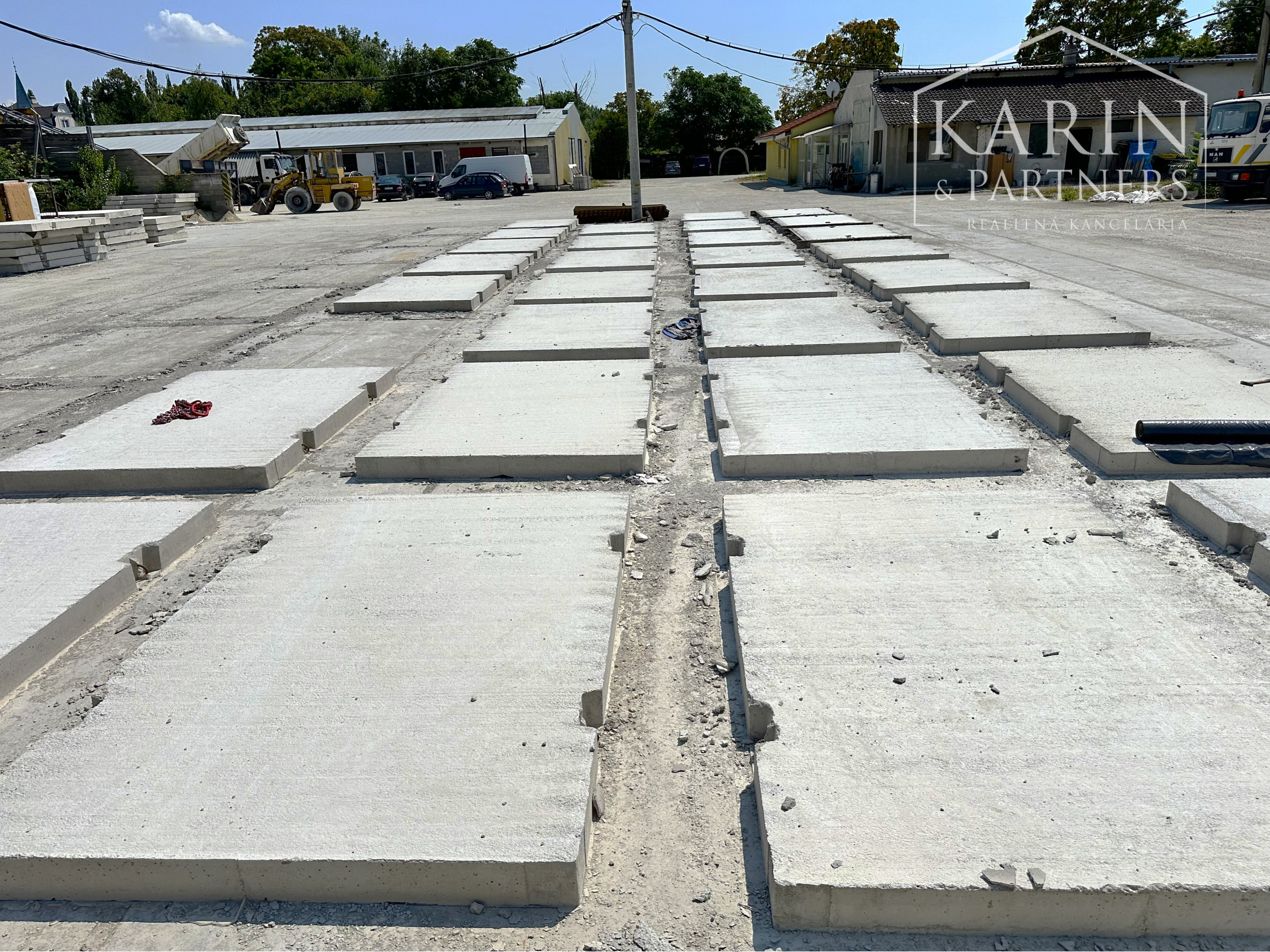 INVESTIČNÁ NEHNUTEĽNOSŤ - PRIEMYSELNÁ ZÓNA - VÝROBNÝ AREÁL