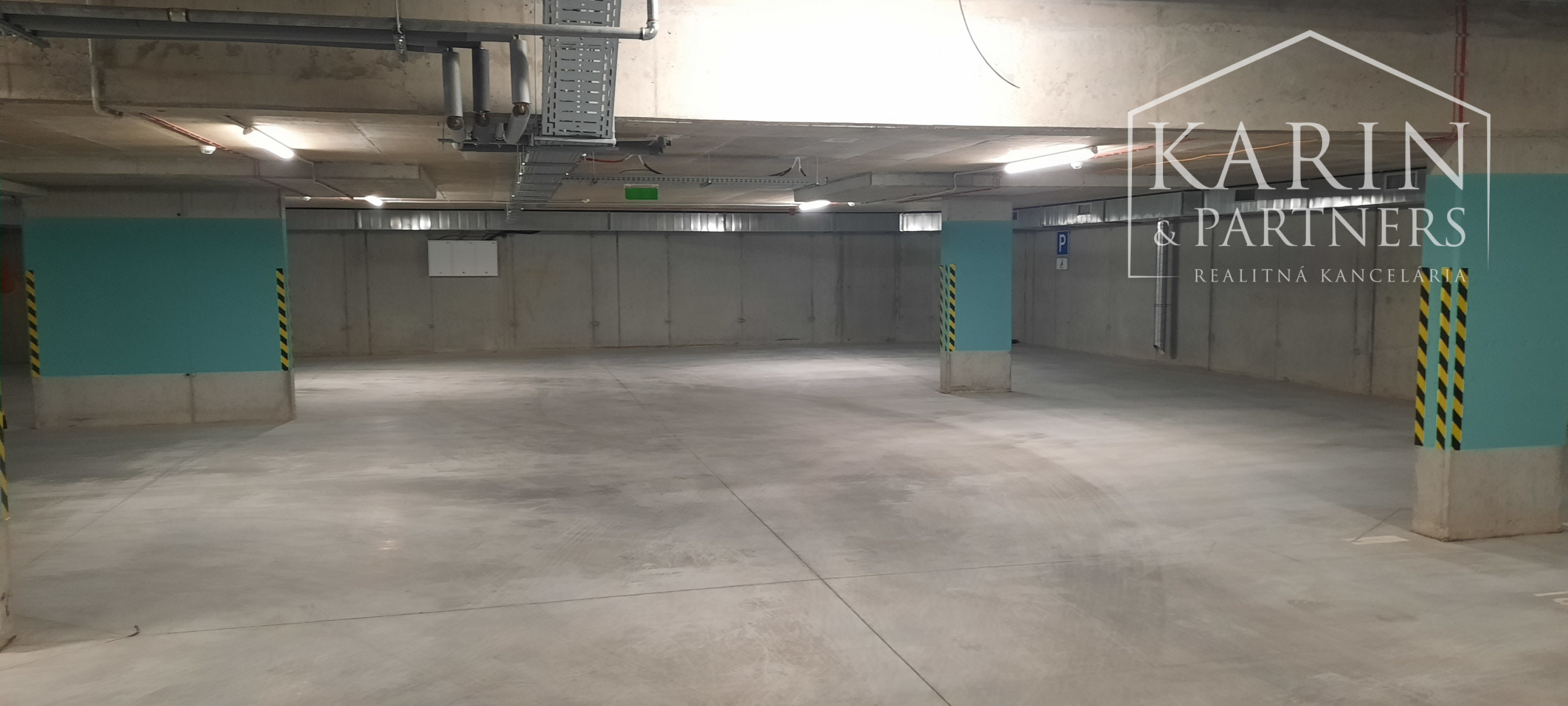 INVESTIČNÁ NEHNUTEĽNOSŤ NA PREDAJ: NOVOSTAVBA - DVE SÝPKY, BRATISLAVA, JAROVCE - 60 PARKOVACÍCH MIEST - CENA: V RK