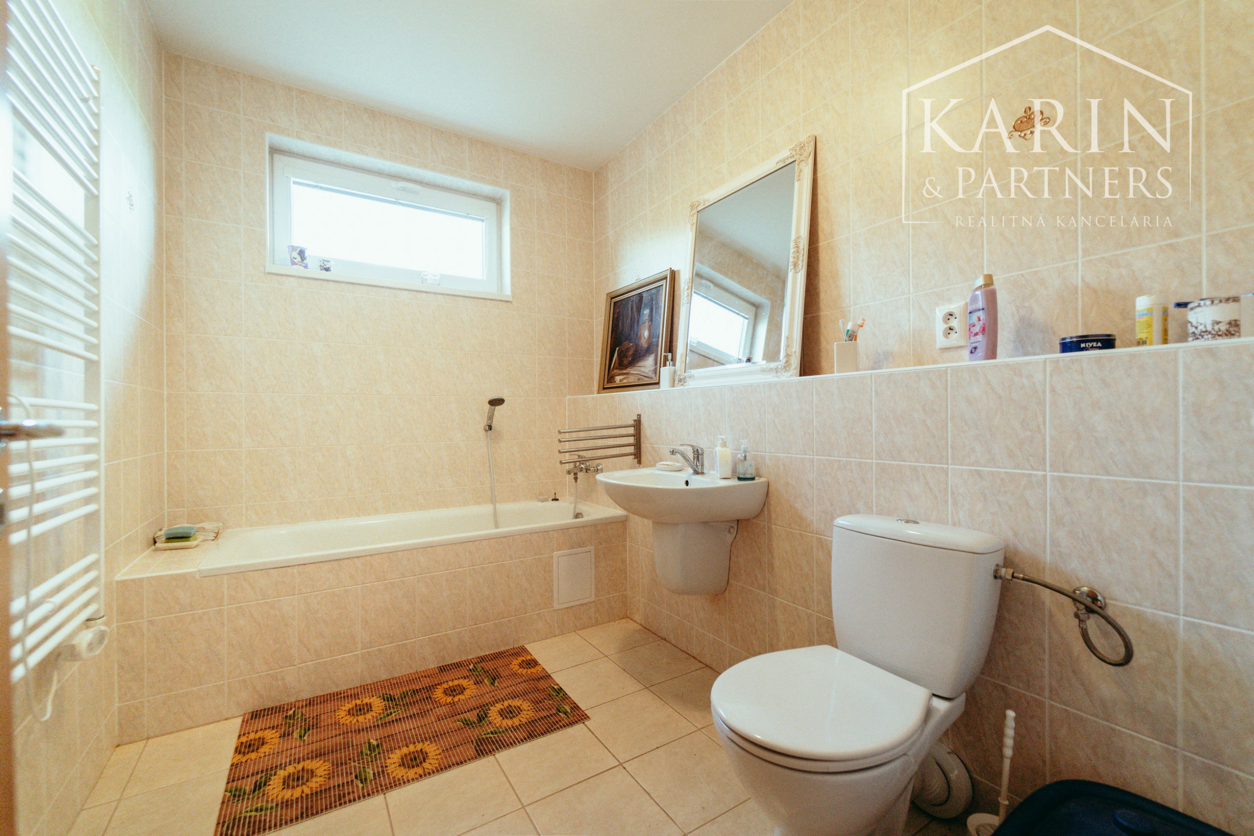 RODINNÝ DOM 4i S VEĽKOU ZÁHRADOU – BÍLKOVE HUMENCE