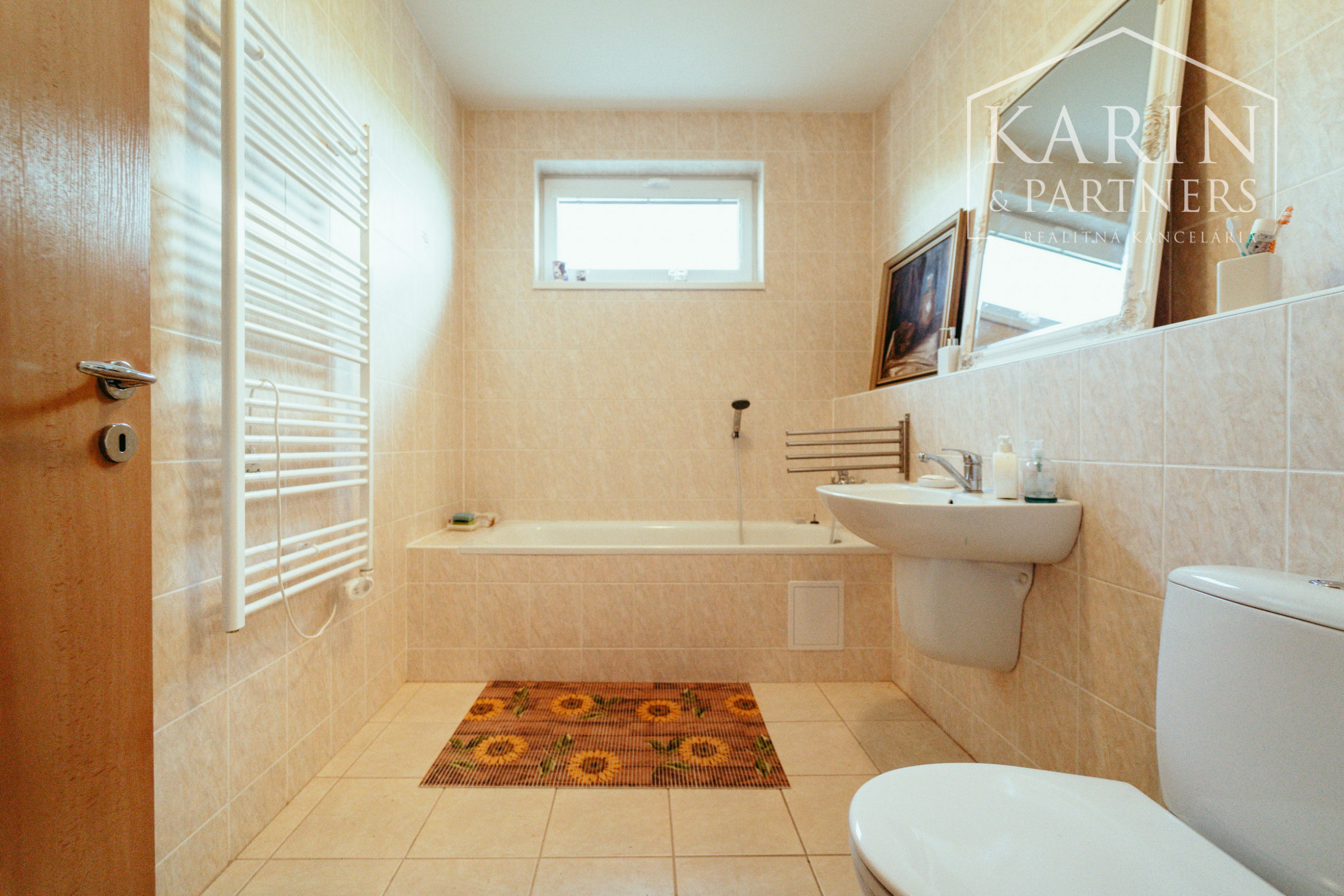 RODINNÝ DOM 4i S VEĽKOU ZÁHRADOU – BÍLKOVE HUMENCE