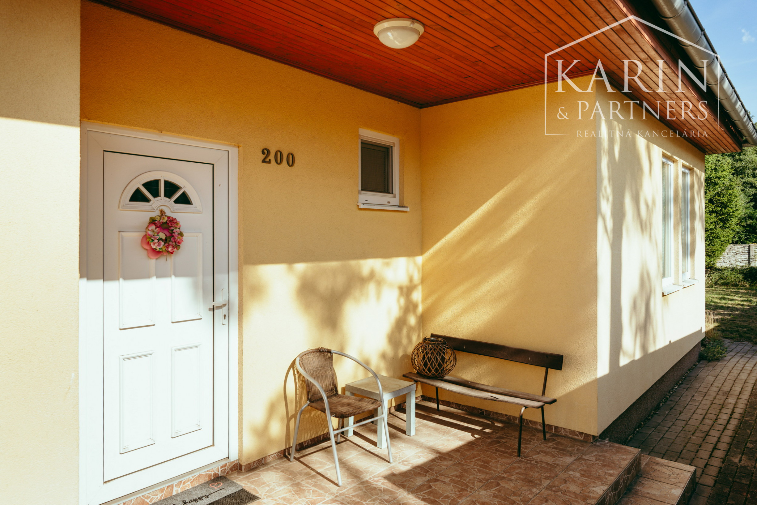 RODINNÝ DOM 4i S VEĽKOU ZÁHRADOU – BÍLKOVE HUMENCE