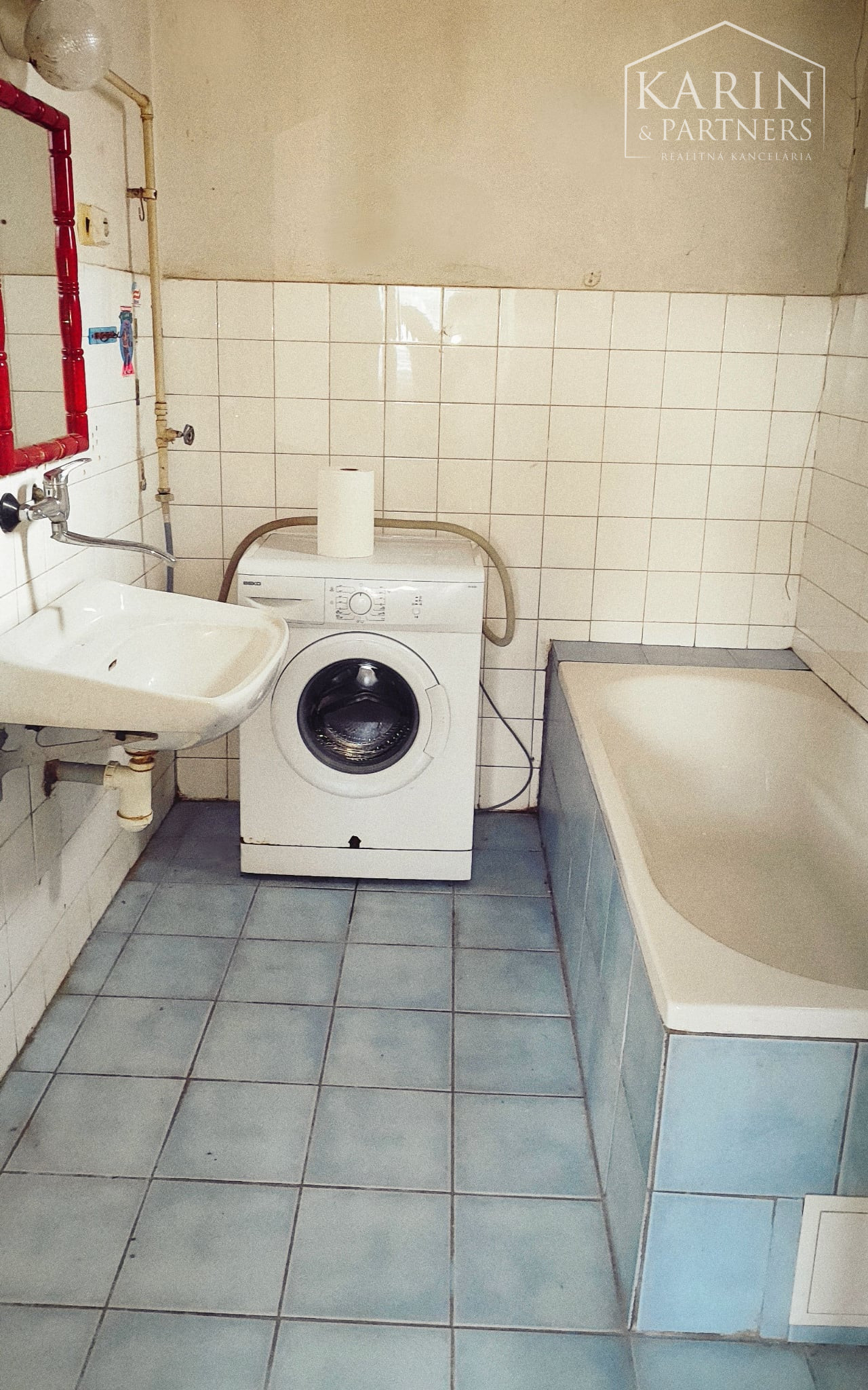 TOP ponuka: EXKLUZÍVNE Len U NÁS: Rodinný dom s potenciálom v pokojnej obci Palárikovo