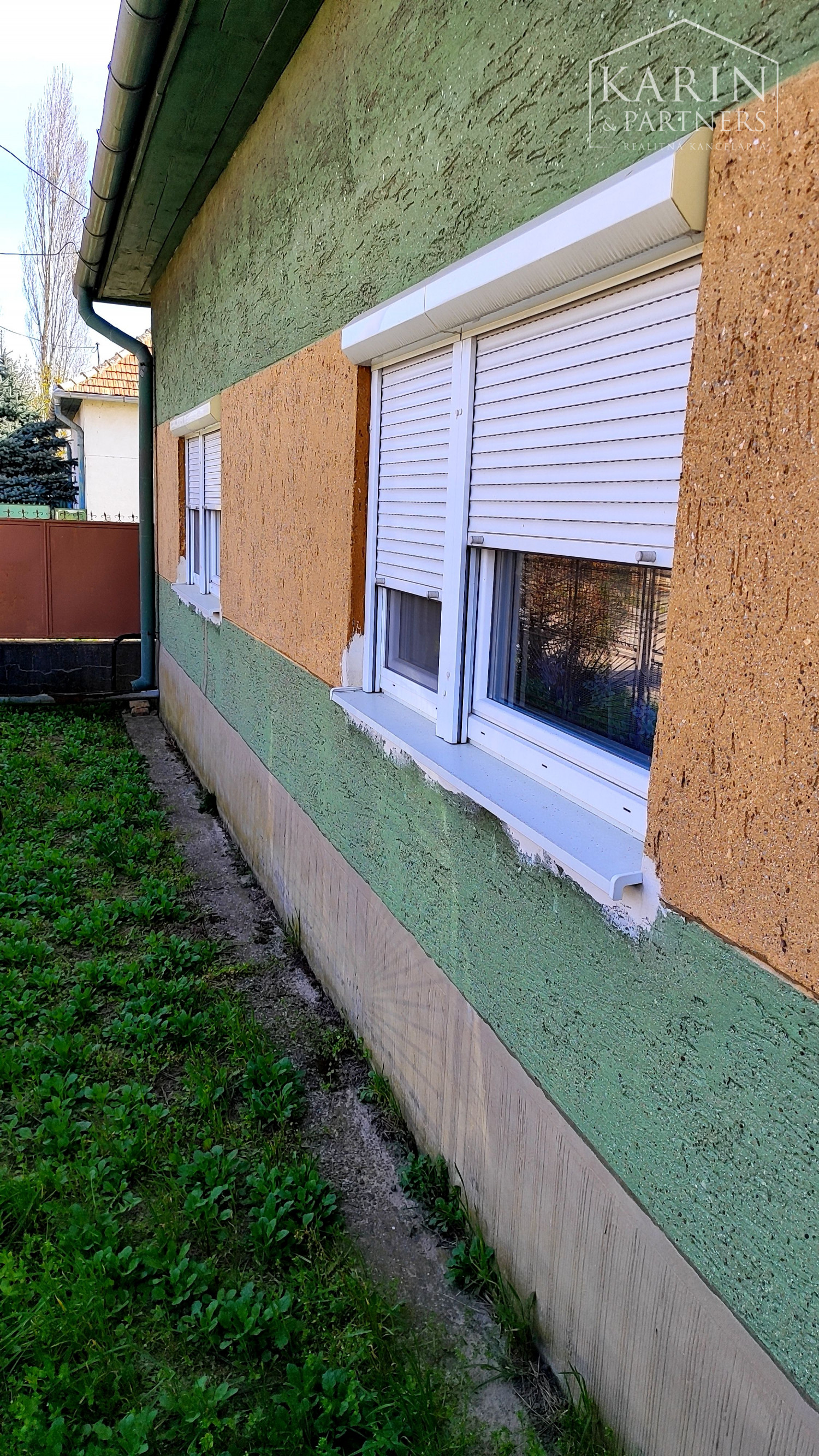 EXKLUZÍVNE: Rodinný dom na poz. 9á, garáž, Trnovec n/Váhom