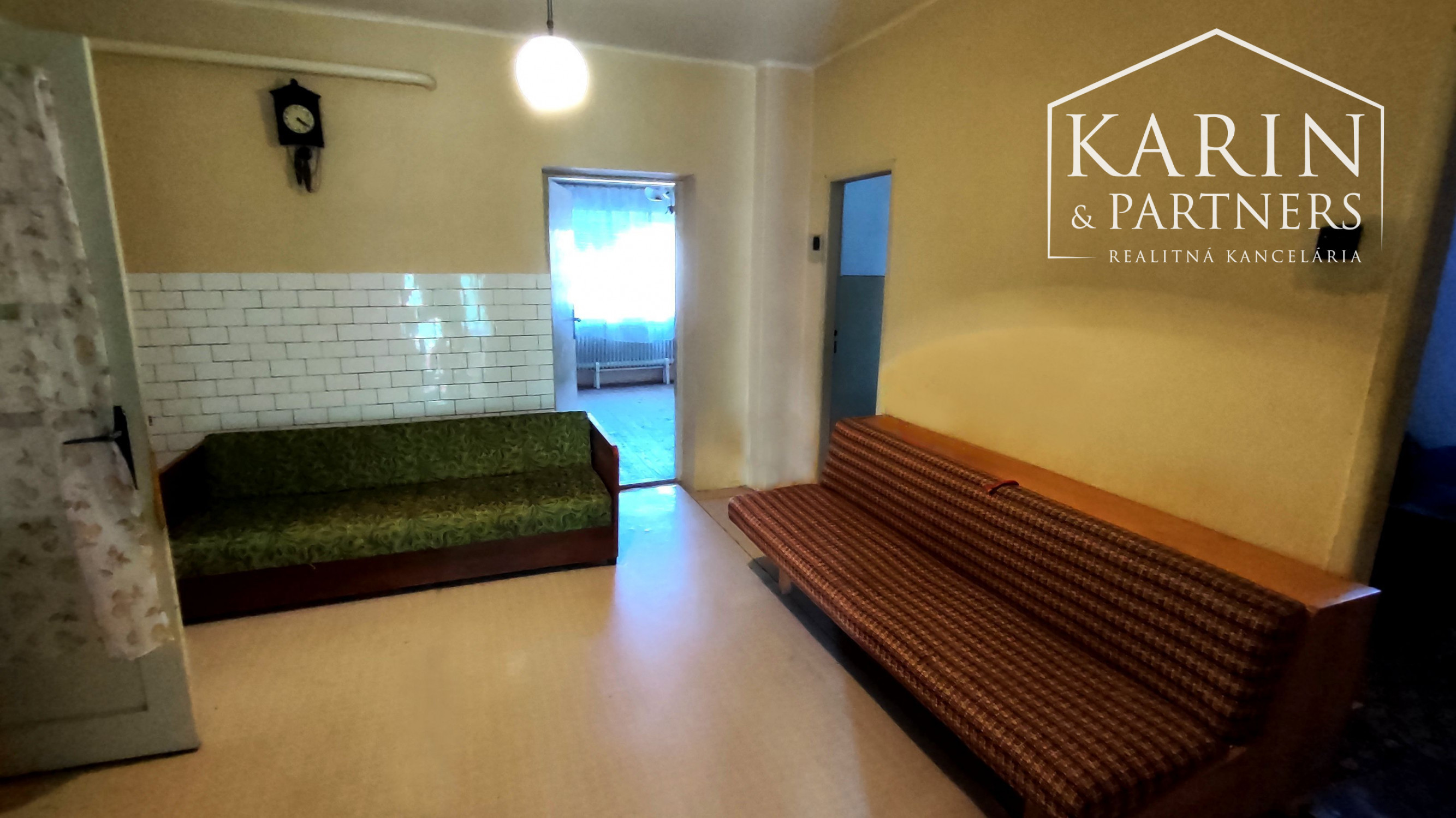 EXKLUZÍVNE iba U Nás: **Nová cena!!!** Rodinný dom s veľkým pozemkom, Trnovec nad Váhom