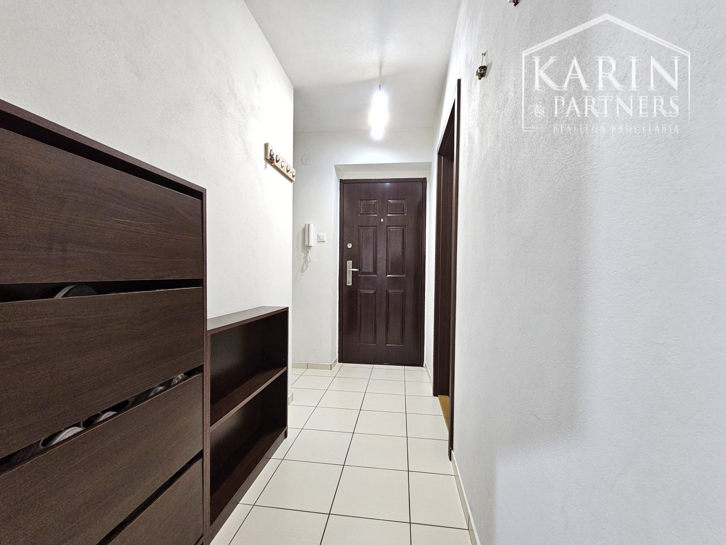 2i BYT NA PRENÁJOM, ZÁMOCKÁ, HOLÍČ