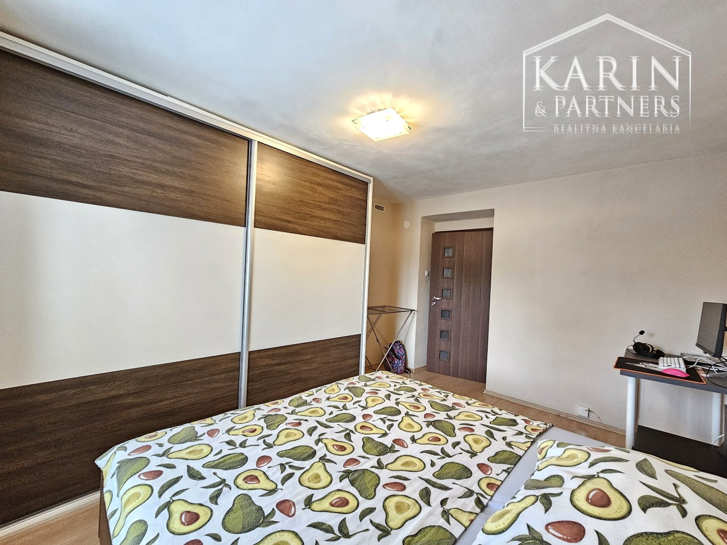 2i BYT NA PRENÁJOM, ZÁMOCKÁ, HOLÍČ