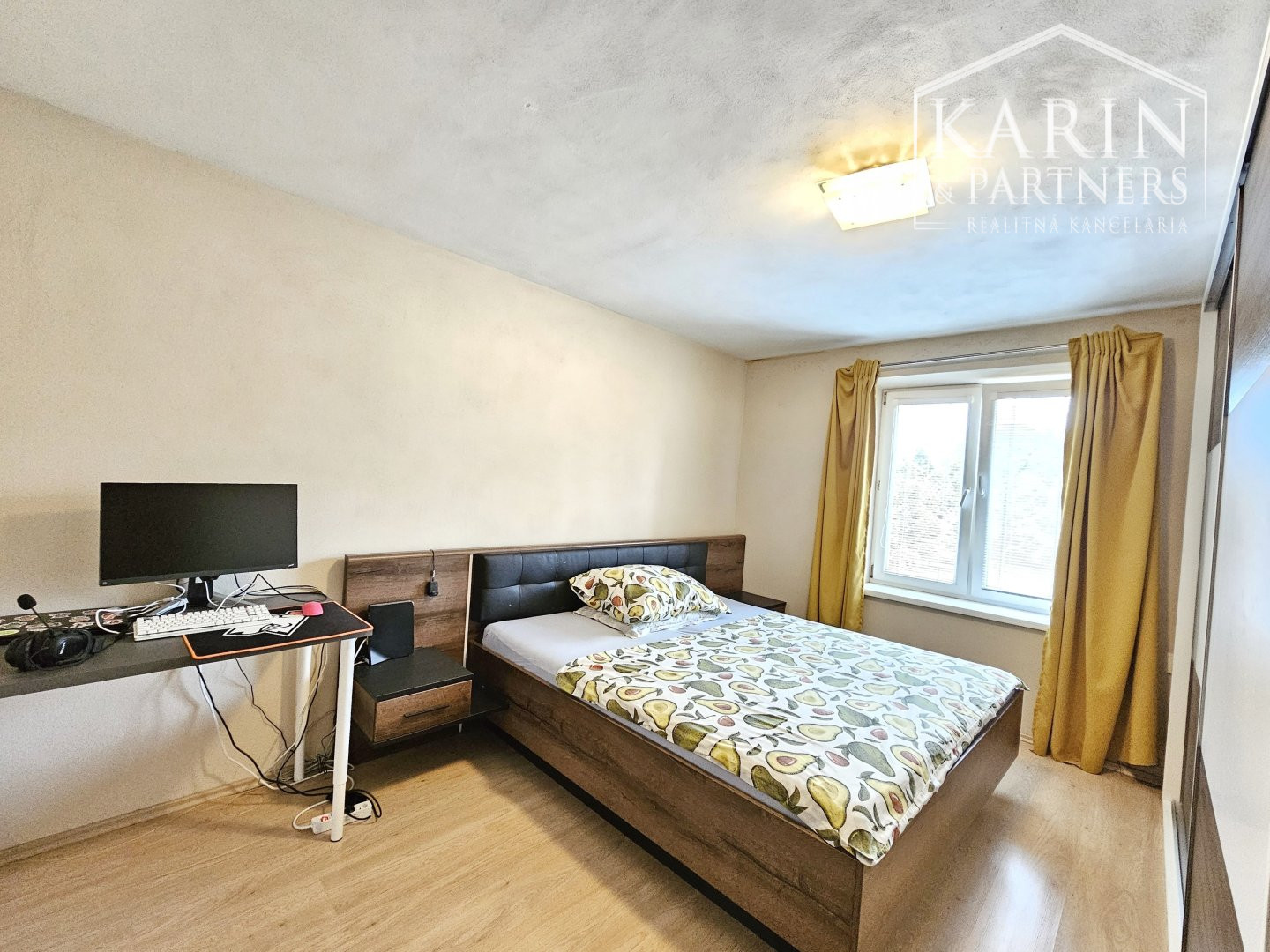 2i BYT NA PRENÁJOM, ZÁMOCKÁ, HOLÍČ